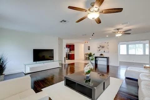 3170 NW 68th Court, Fort Lauderdale, FL 33309 — photo 9 of 31