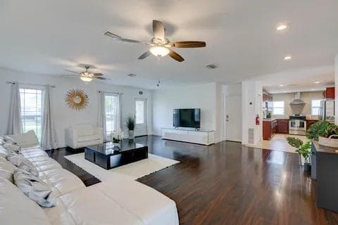 3170 NW 68th Court, Fort Lauderdale, FL 33309 — photo 10 of 31
