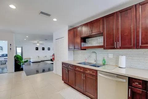 3170 NW 68th Court, Fort Lauderdale, FL 33309 — photo 12 of 31