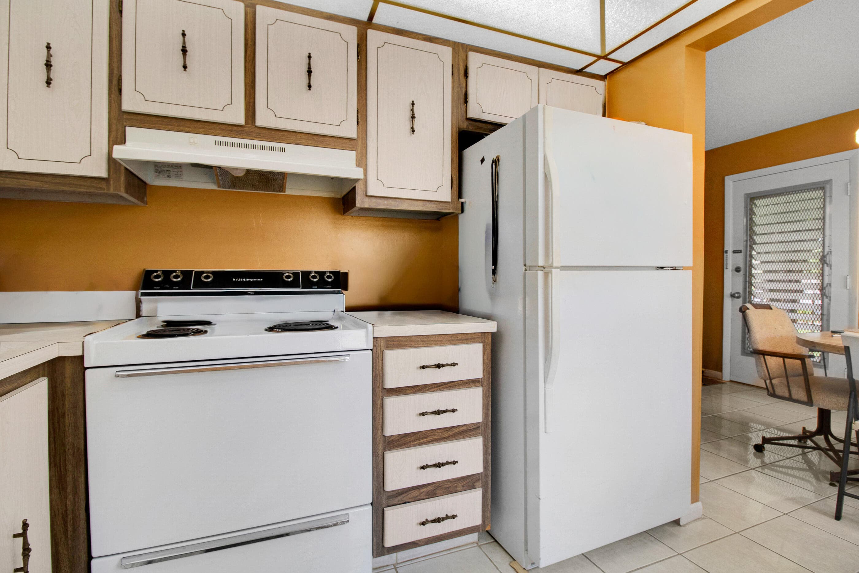 525 Capri K, Delray Beach, FL 33484 — photo 9 of 27