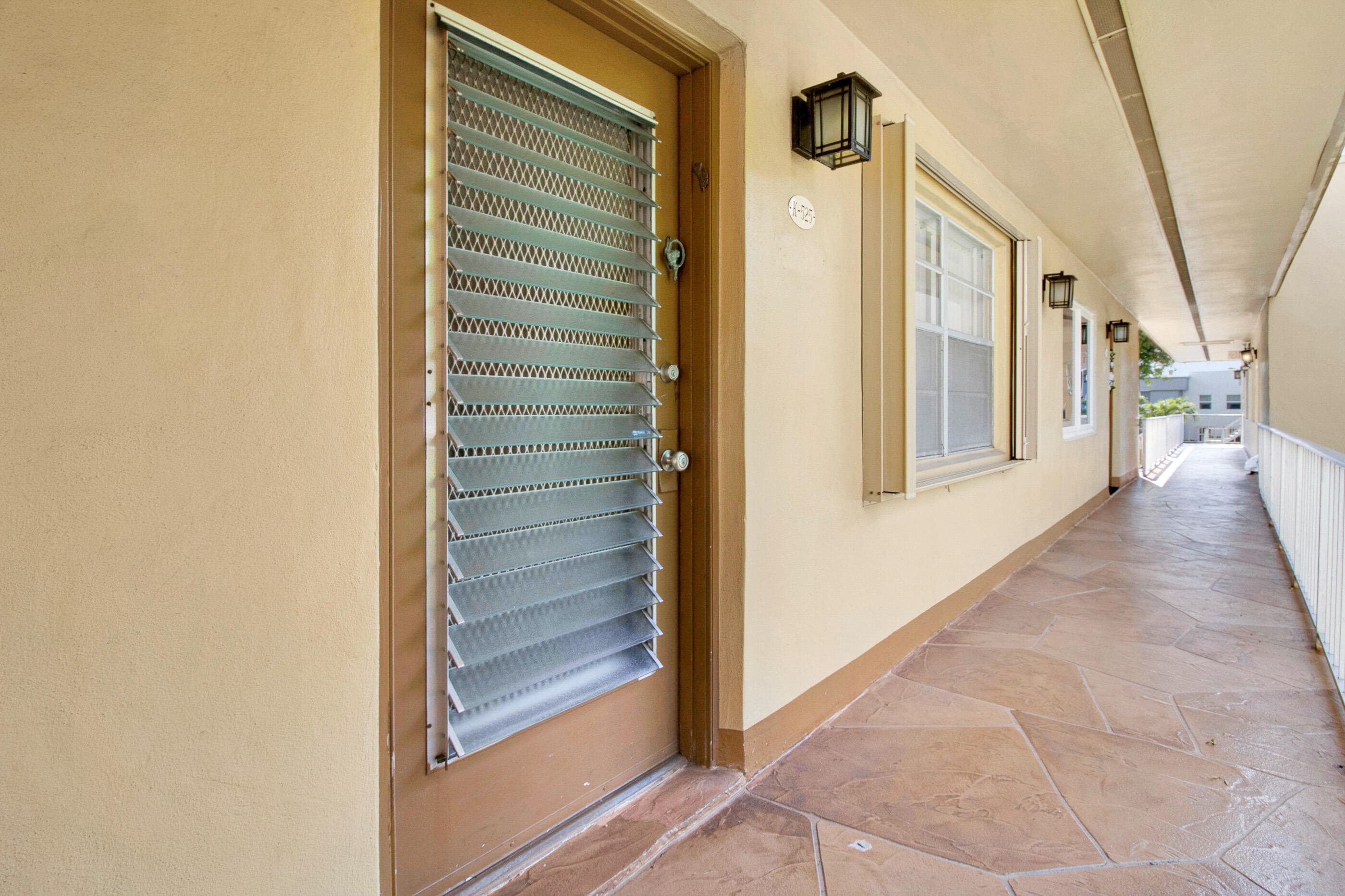 525 Capri K, Delray Beach, FL 33484 — photo 18 of 27