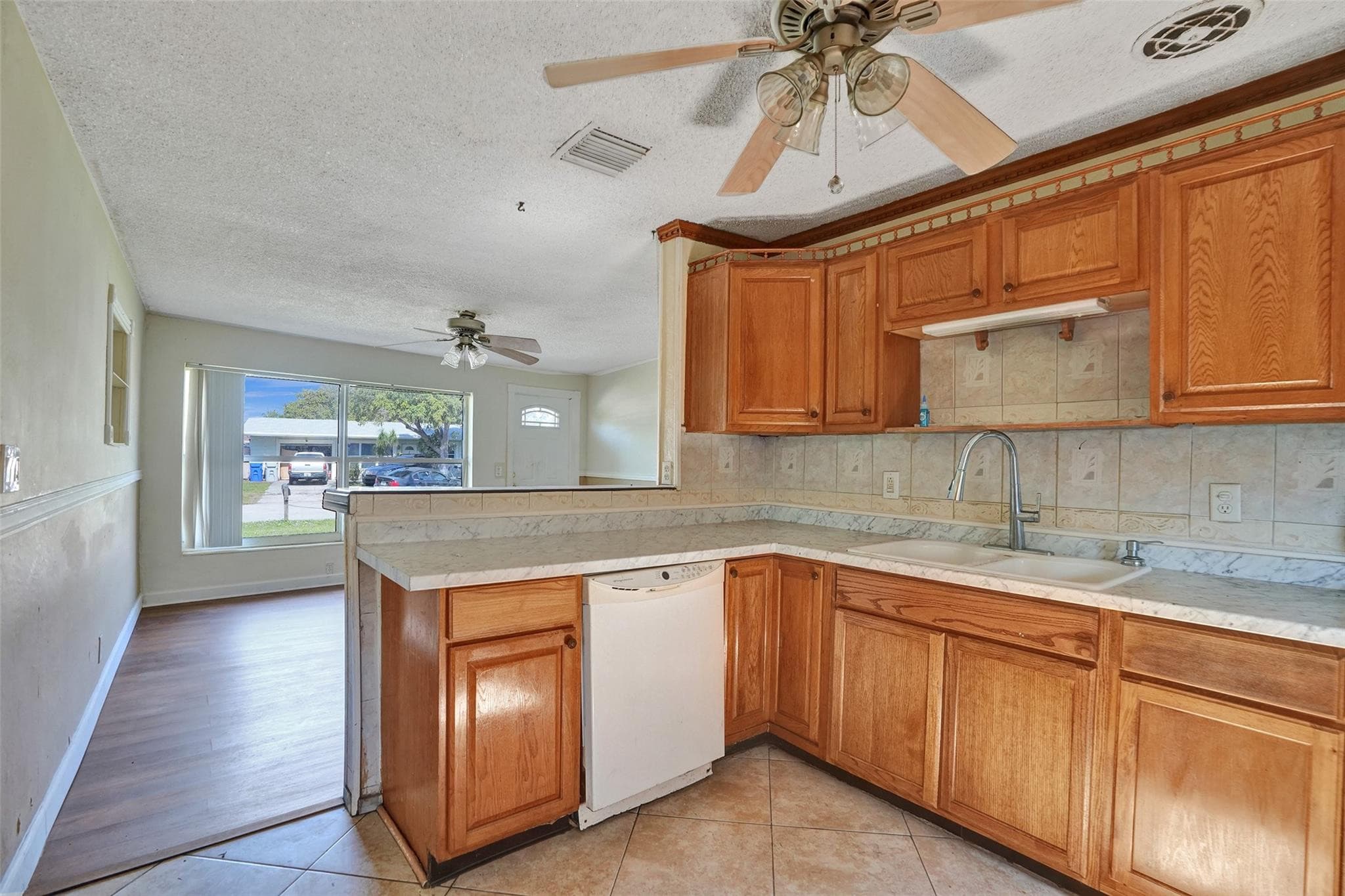 1560 NE 31st Court, Pompano Beach, FL 33064 — photo 8 of 29