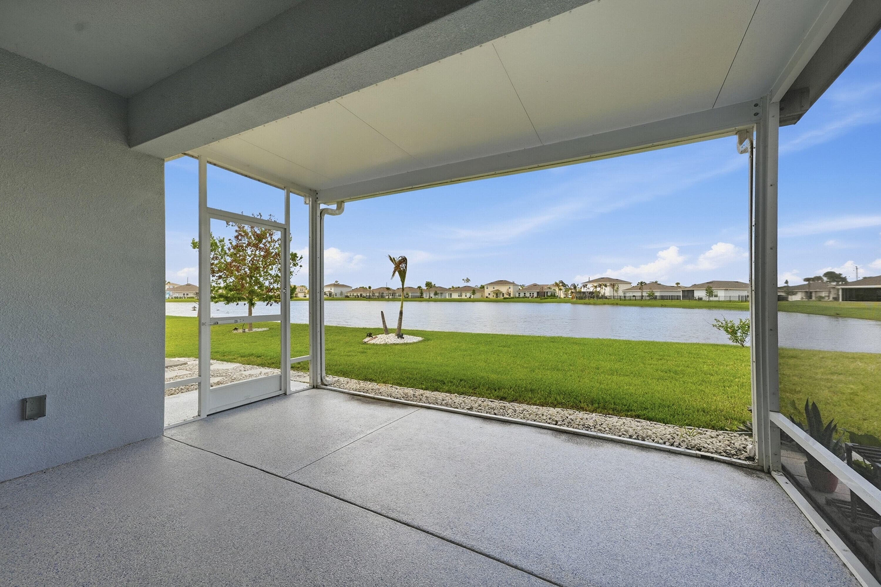 812 Persimmon Place, Fort Pierce, FL 34981 — photo 23 of 43