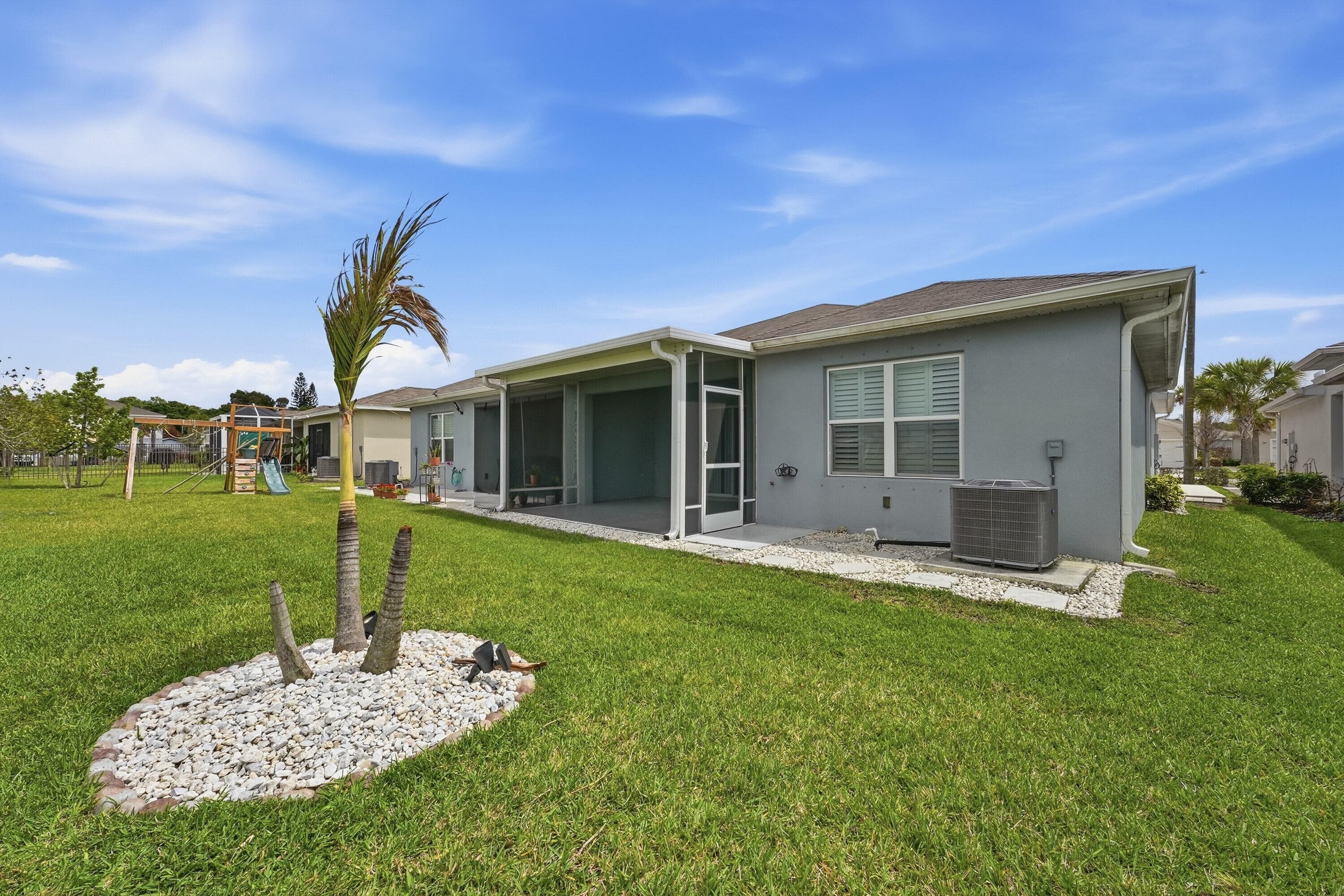 812 Persimmon Place, Fort Pierce, FL 34981 — photo 25 of 43