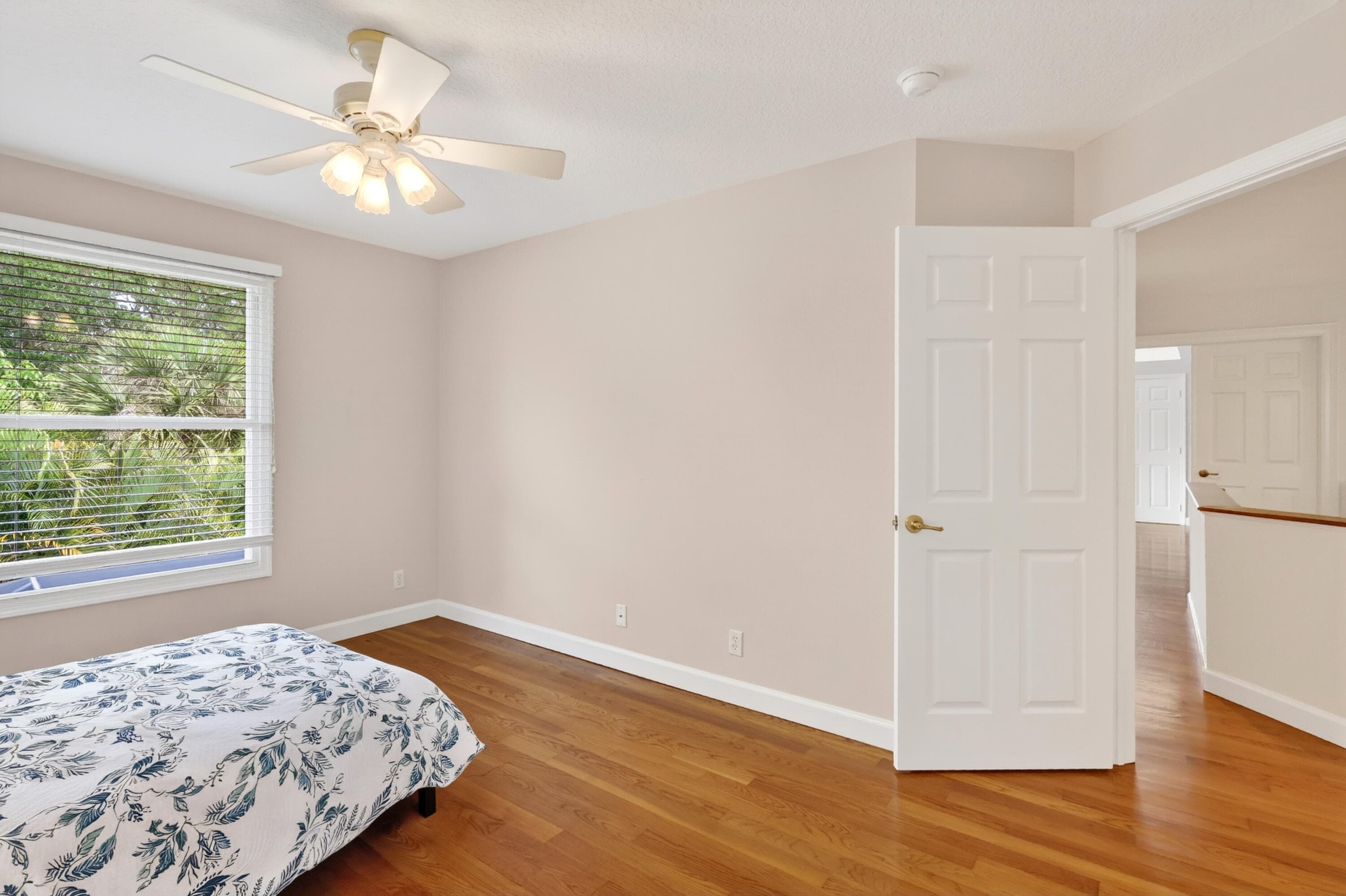 194 Lone Pine Drive, Palm Beach Gardens, FL 33410 — photo 26 of 36