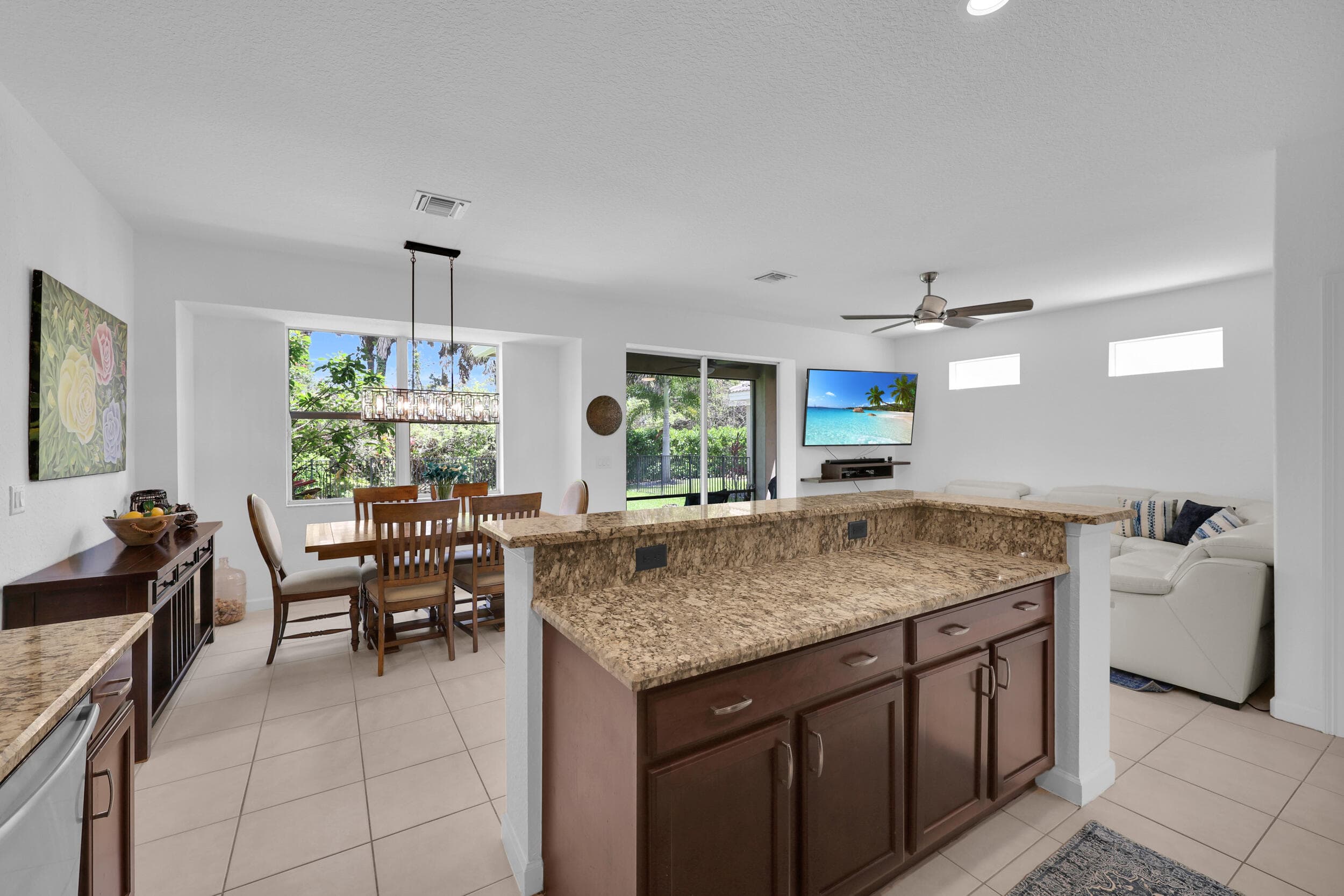 5801 SE Crooked Oak Avenue, Hobe Sound, FL 33455 — photo 9 of 38