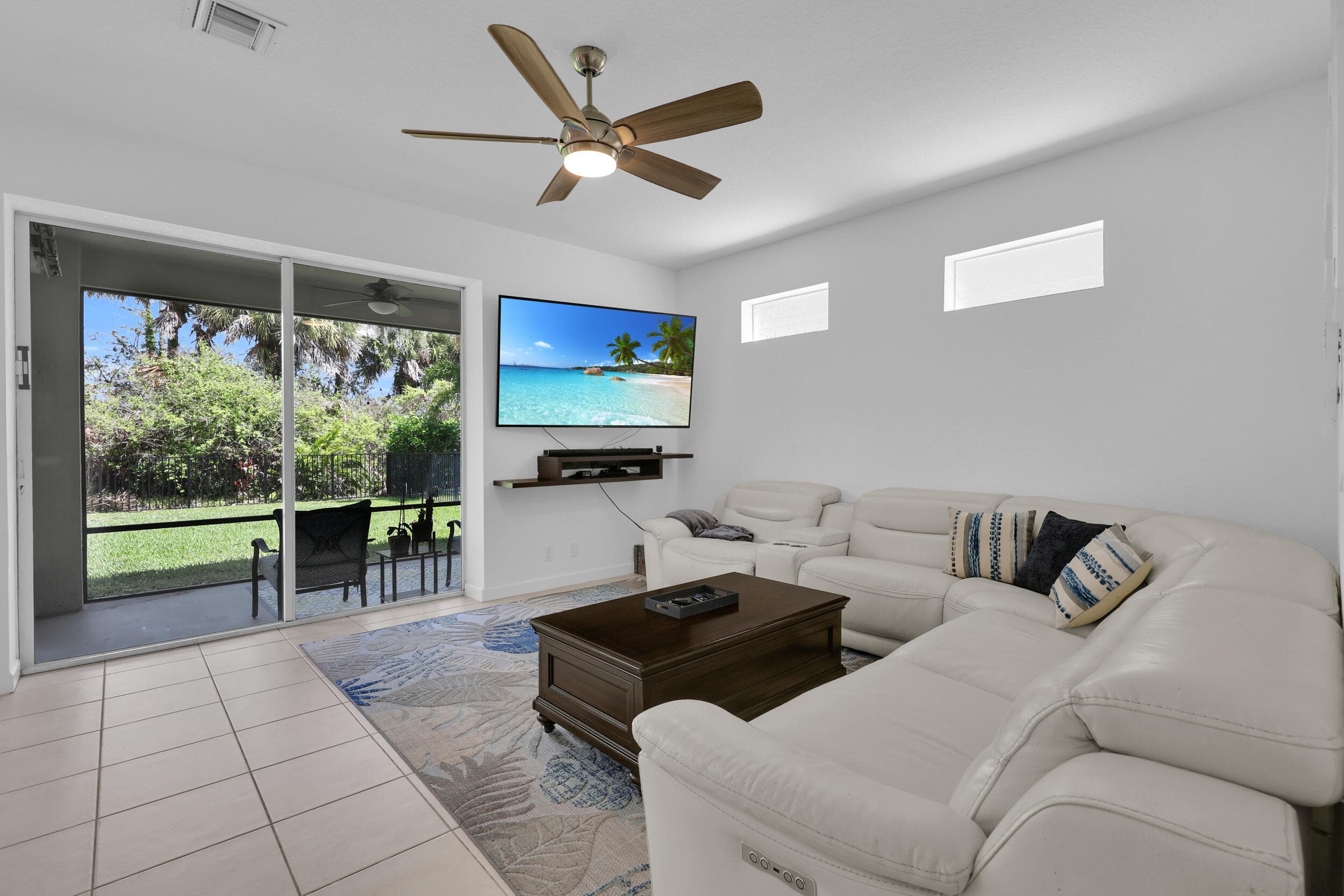 5801 SE Crooked Oak Avenue, Hobe Sound, FL 33455 — photo 11 of 38