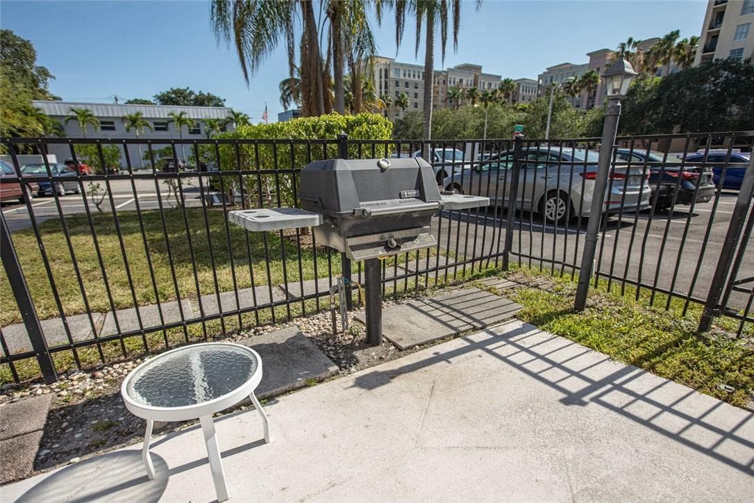 601 SE 5th Court 108, Fort Lauderdale, FL 33301 — photo 16 of 26