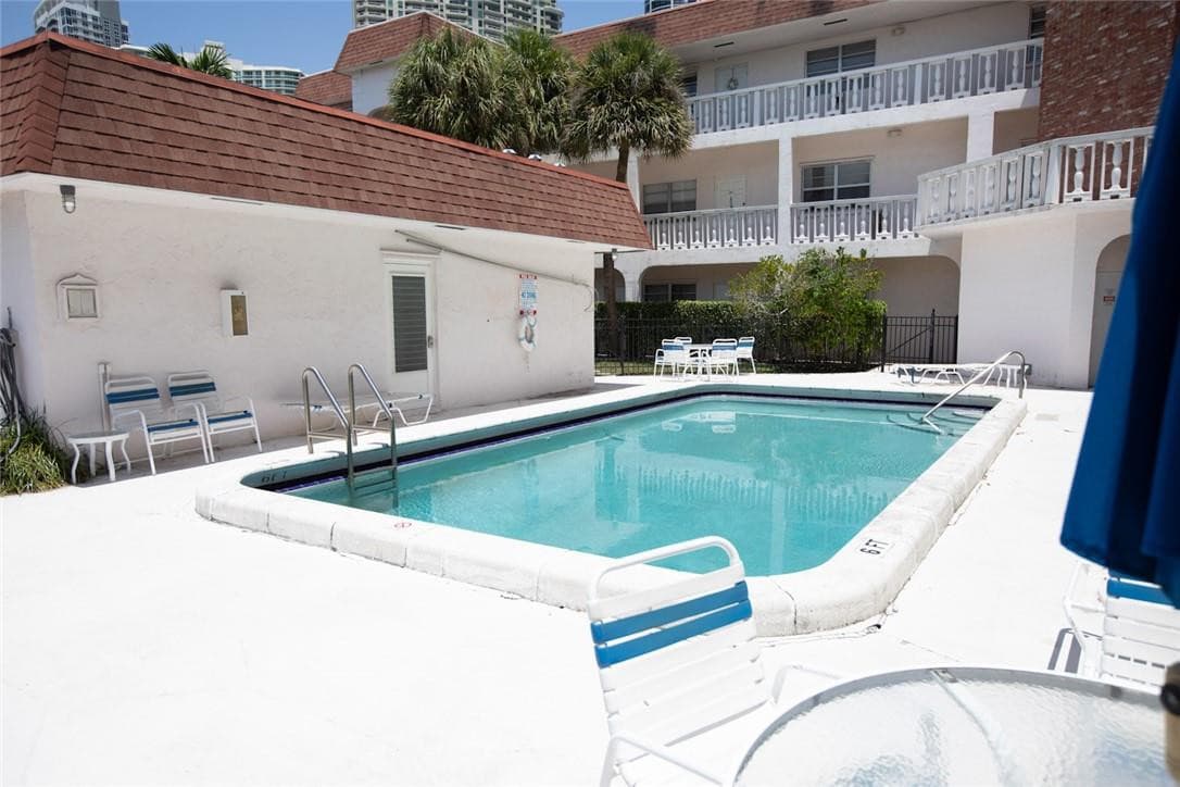601 SE 5th Court 108, Fort Lauderdale, FL 33301 — photo 19 of 26