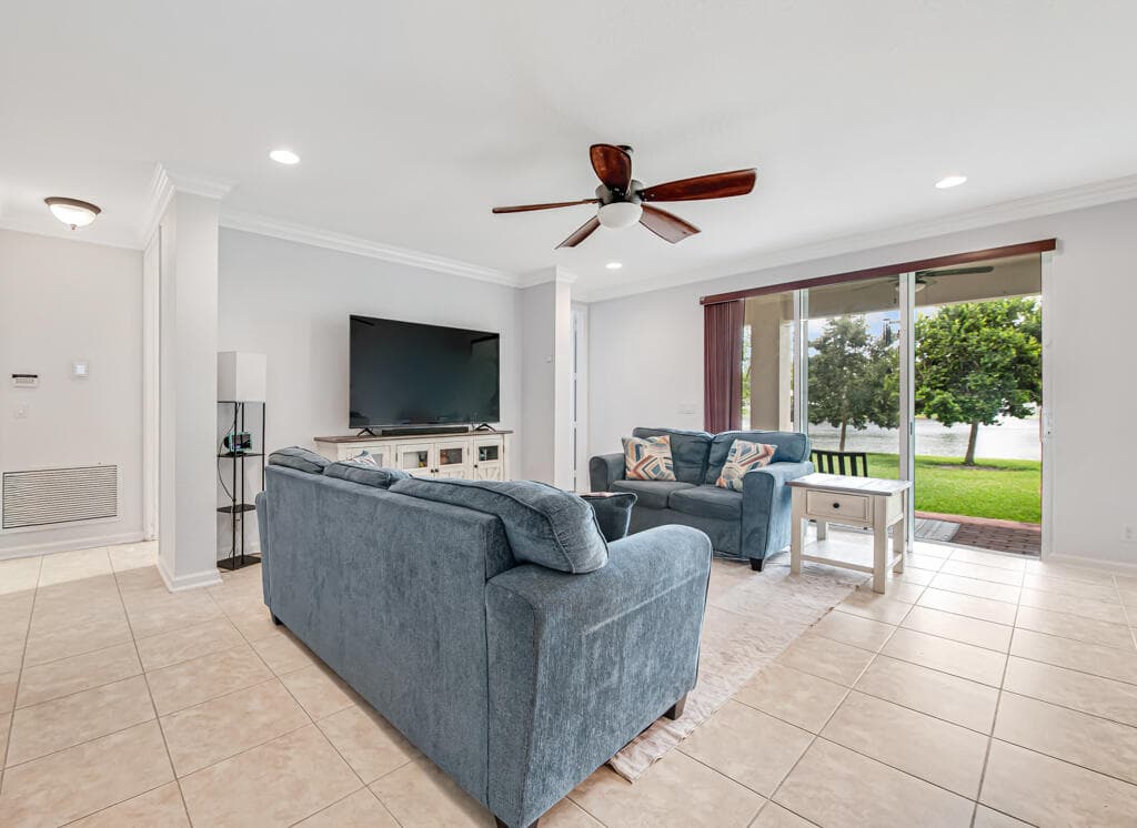 160 Belle Grove Lane, West Palm Beach, FL 33411 — photo 10 of 72