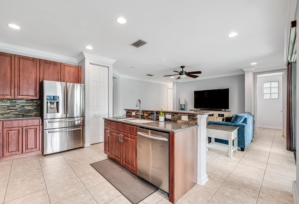 160 Belle Grove Lane, West Palm Beach, FL 33411 — photo 15 of 72