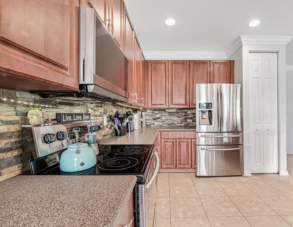 160 Belle Grove Lane, West Palm Beach, FL 33411 — photo 18 of 72