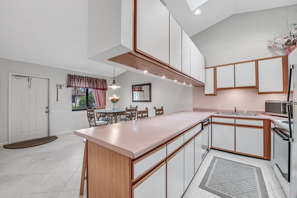 815 Andrew Redding Road 202, Lantana, FL 33462 — photo 12 of 30