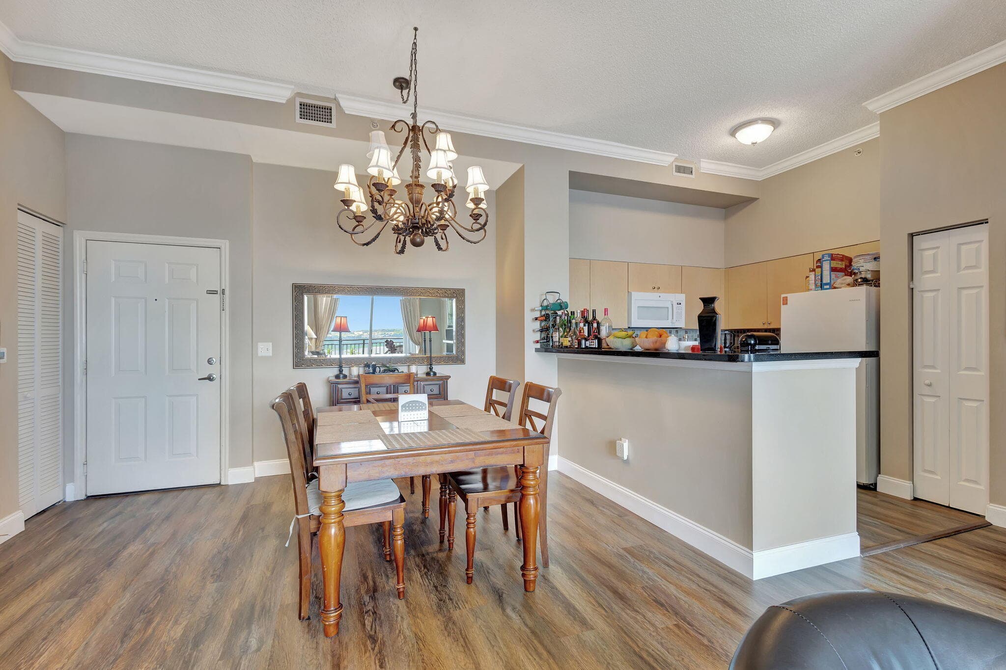 616 Clearwater Park Road Lp06, West Palm Beach, FL 33401 — photo 4 of 25