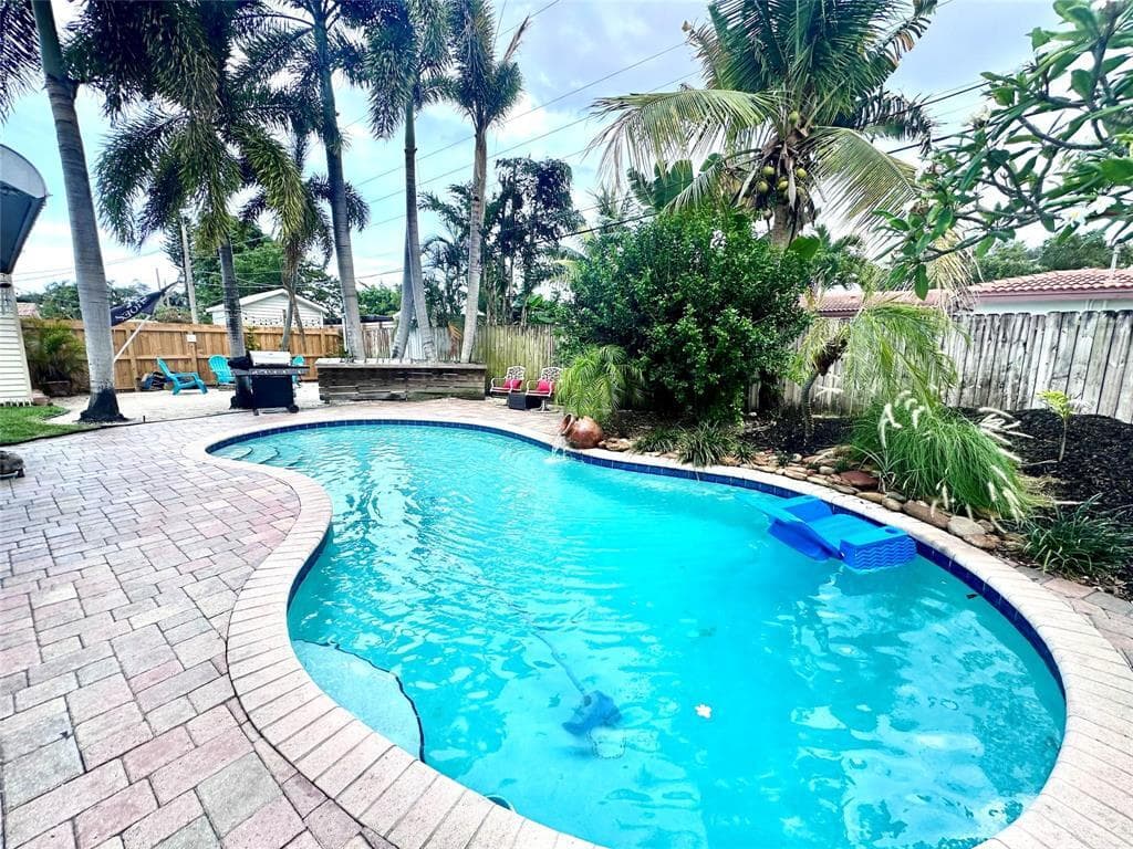 1400 NW 46th Street, Fort Lauderdale, FL 33309 — photo 2 of 26