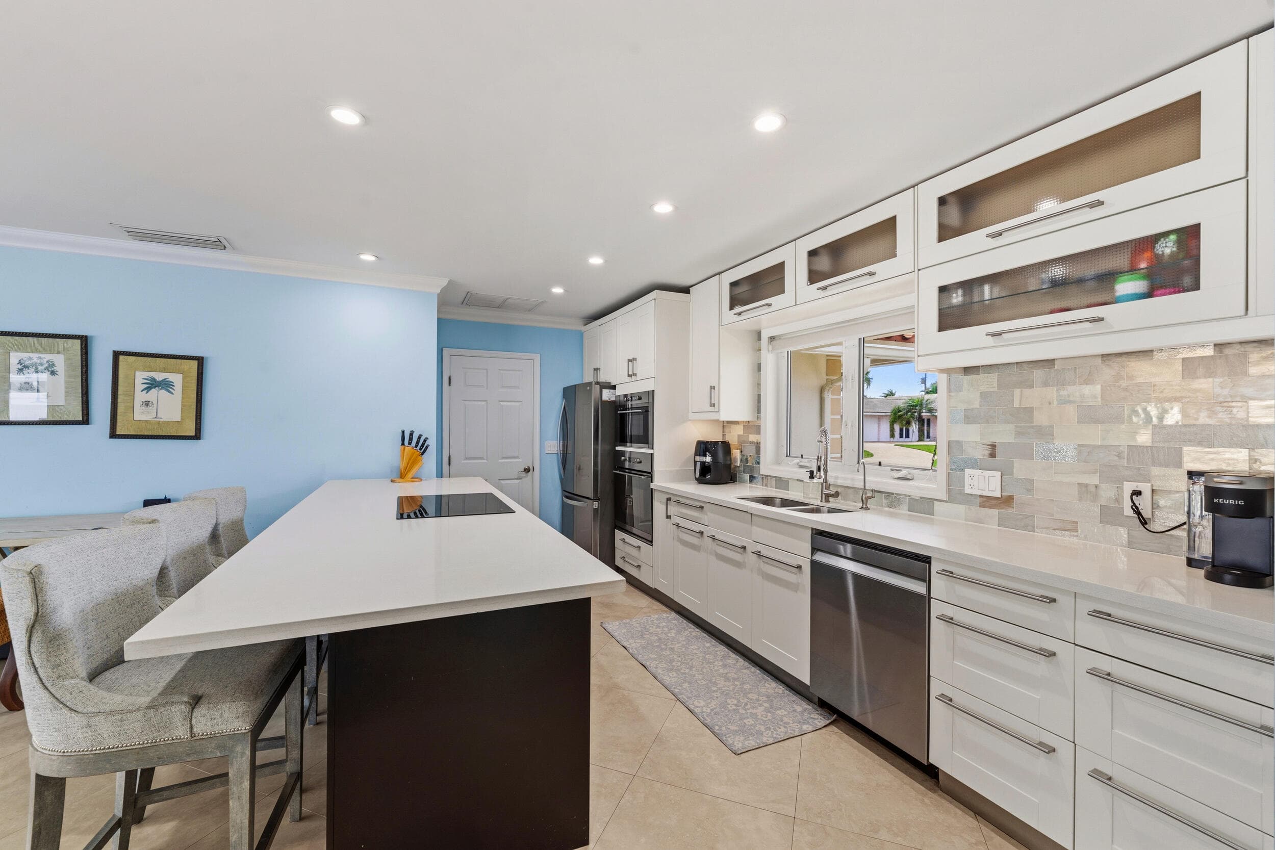 1205 Dolphin Road, Singer Island, FL 33404 — photo 3 of 25