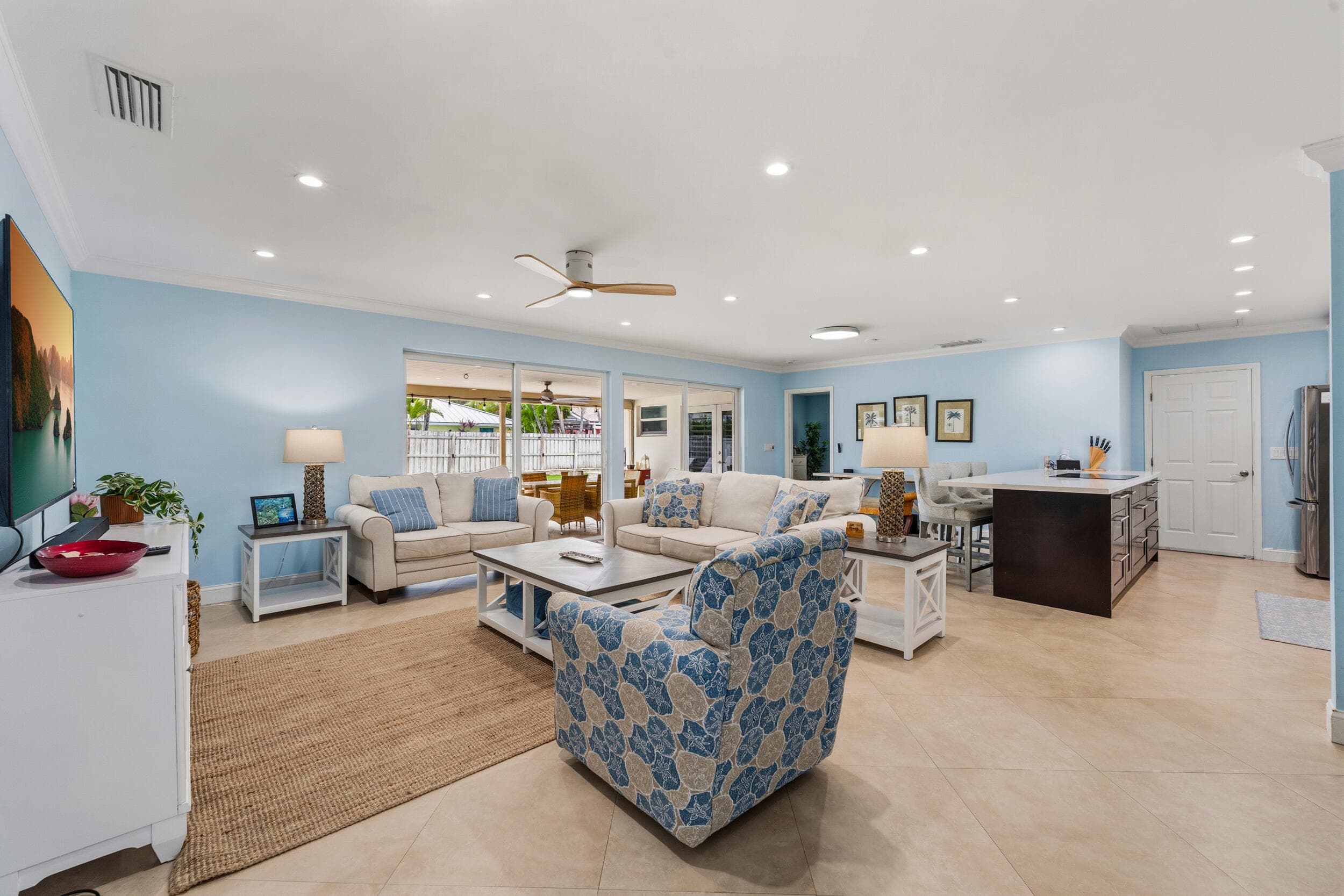 1205 Dolphin Road, Singer Island, FL 33404 — photo 8 of 25