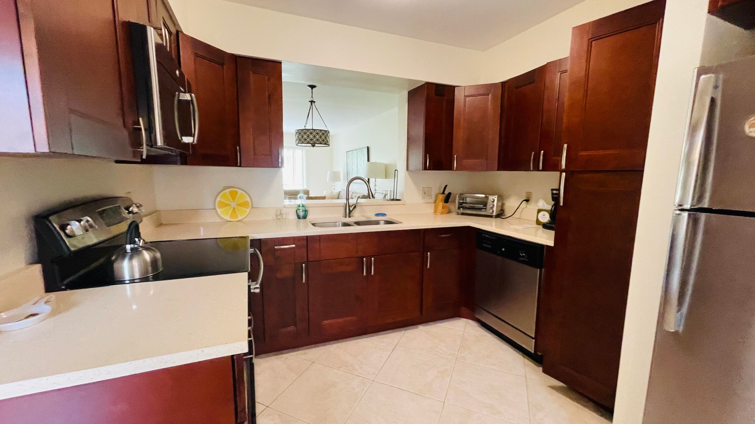7006 Huntington Lane 107, Delray Beach, FL 33446 — photo 5 of 28