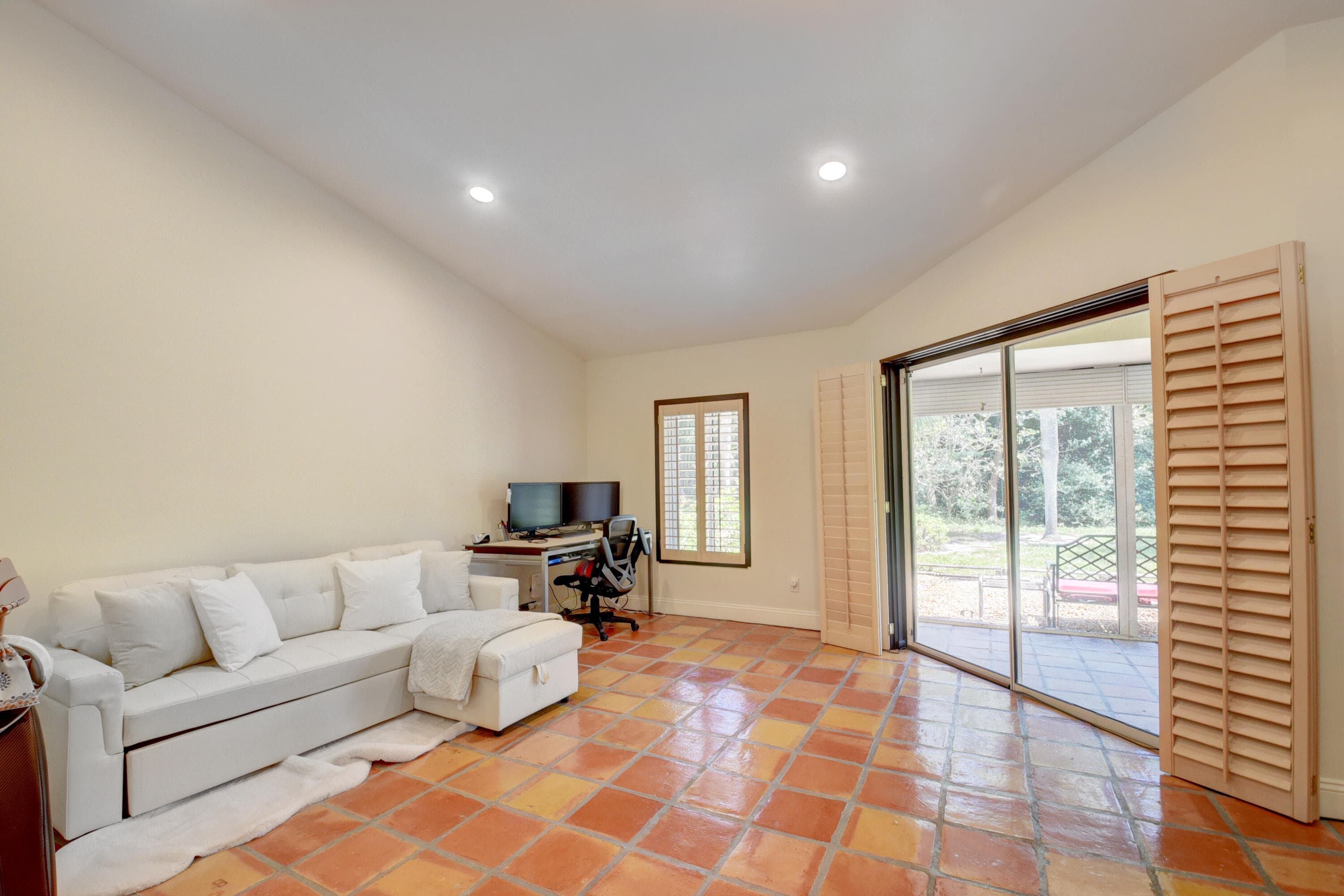 4666 S Fountains Drive S 124, Lake Worth, FL 33467 — photo 12 of 26