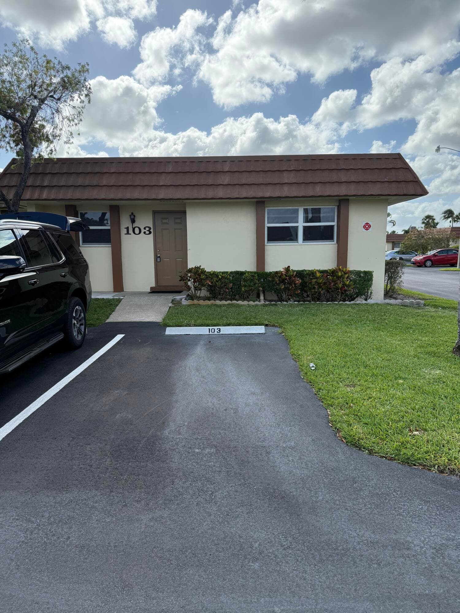 5780 W Fernley Dr Drive 103, West Palm Beach, FL 33415 — photo 1 of 15