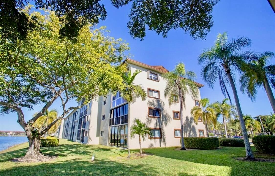 1400 SW 131st Way 408q, Pembroke Pines, FL 33027 — photo 3 of 27