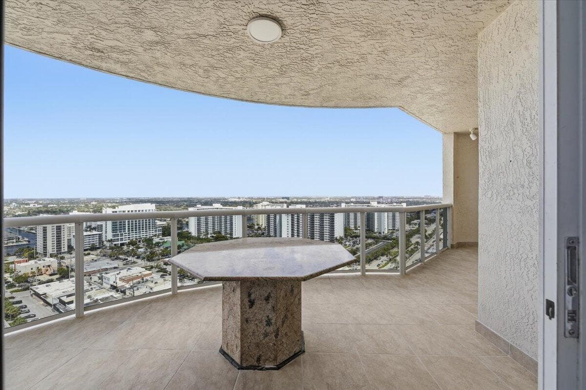 3100 N Ocean Boulevard 2208, Fort Lauderdale, FL 33308 — photo 14 of 33