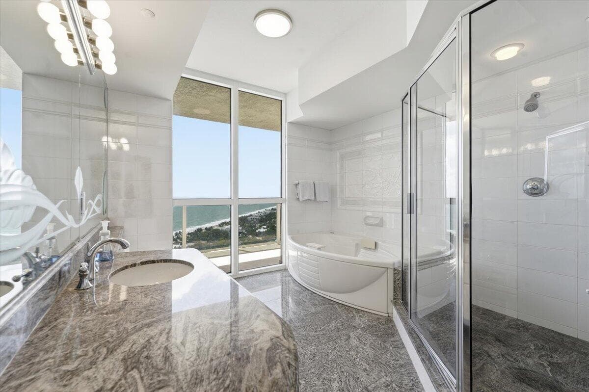 3100 N Ocean Boulevard 2208, Fort Lauderdale, FL 33308 — photo 24 of 33