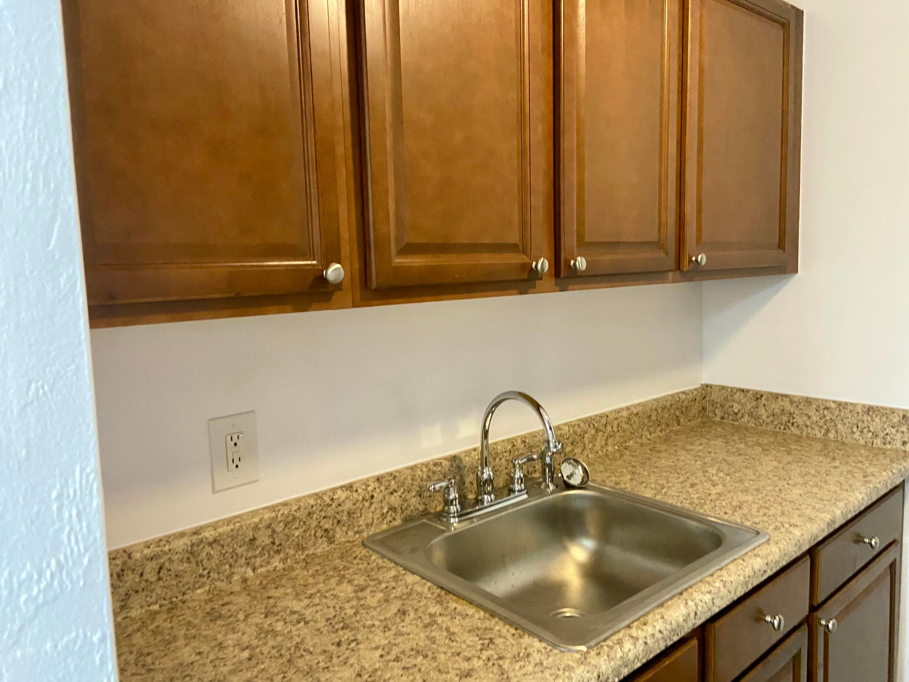 2909 Middle River Drive 105, Fort Lauderdale, FL 33306 — photo 8 of 27