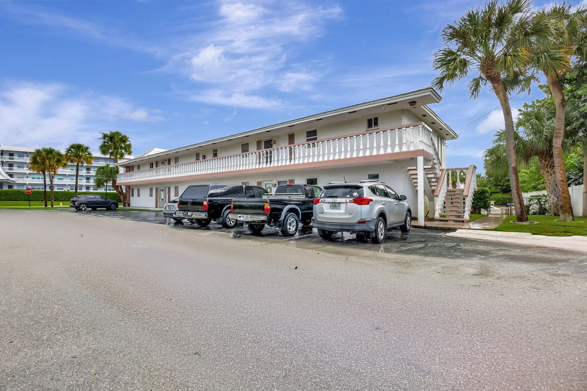 148 Yacht Club Drive 5, North Palm Beach, FL 33408 — photo 4 of 24