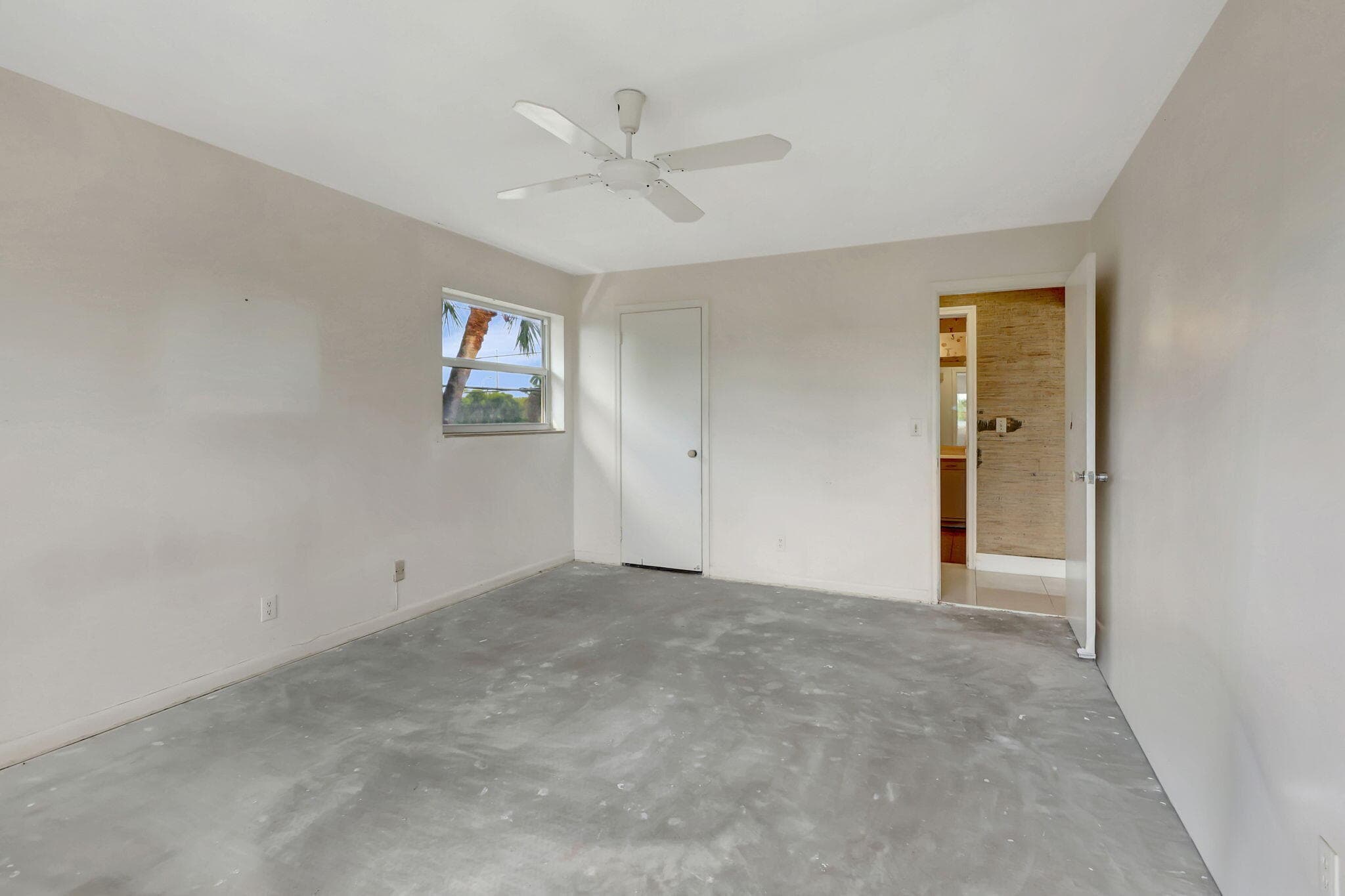 148 Yacht Club Drive 5, North Palm Beach, FL 33408 — photo 15 of 24
