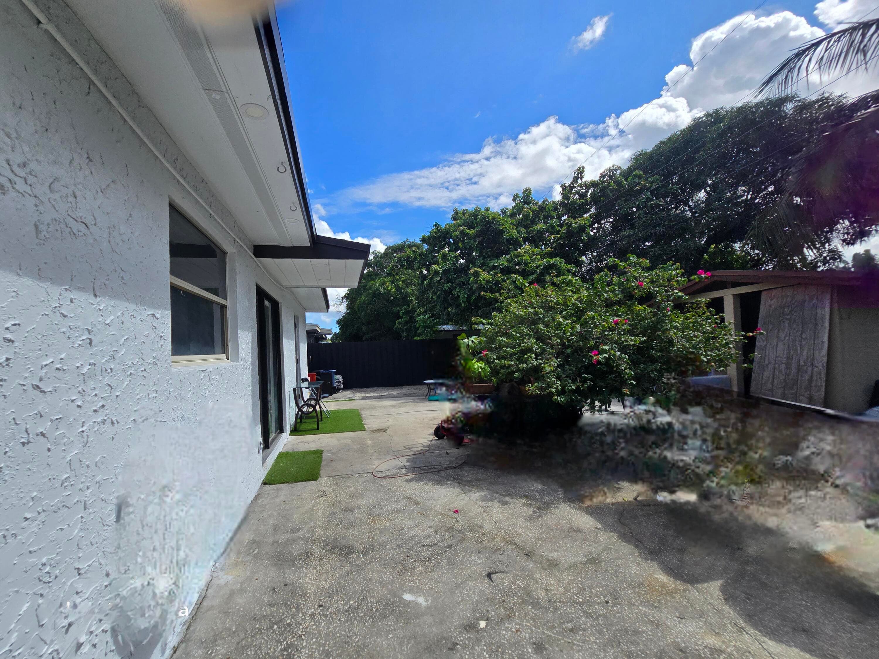6138 Southgate Boulevard, Margate, FL 33068 — photo 4 of 11