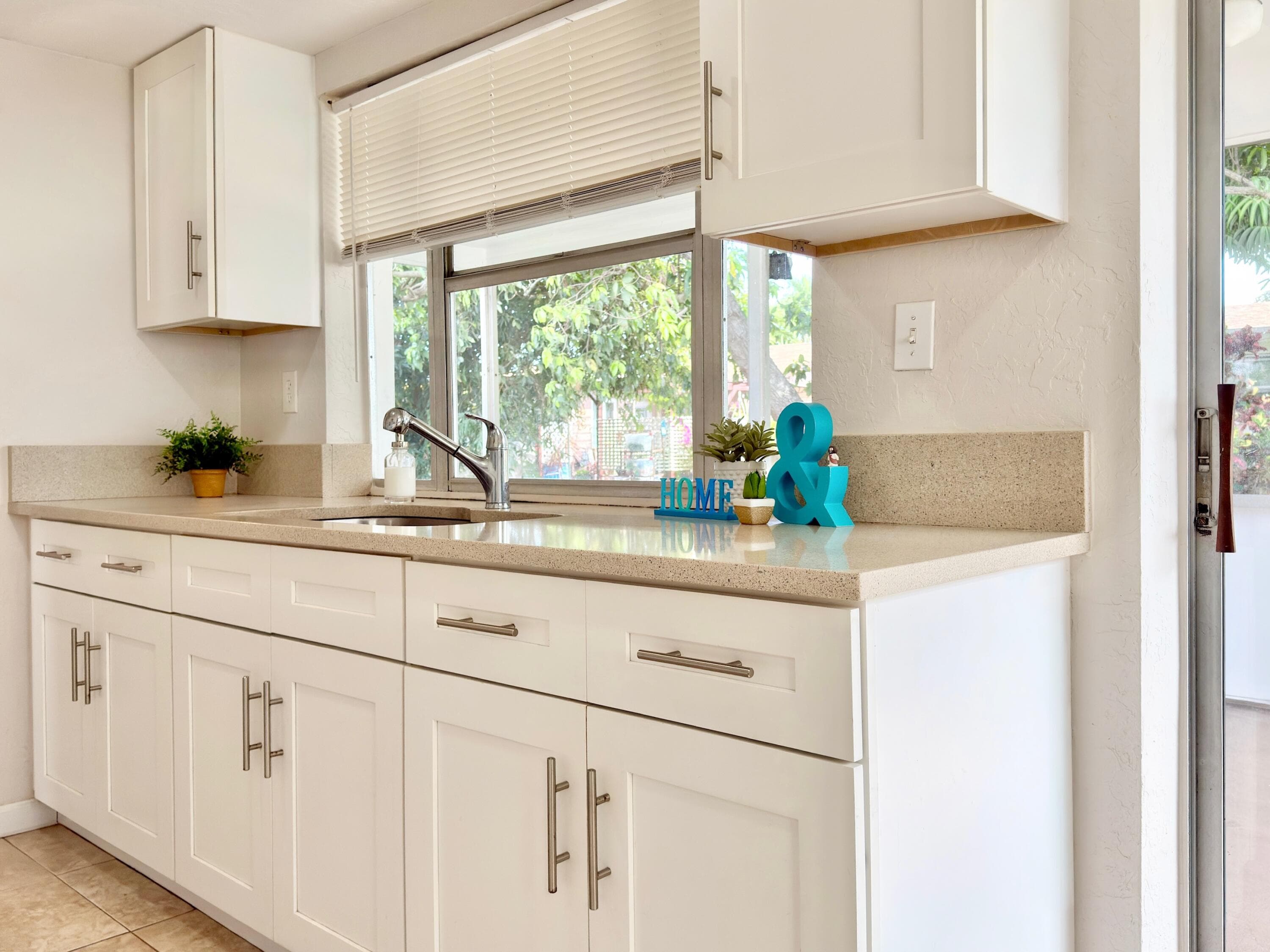 4510 NW 46th Street, Tamarac, FL 33319 — photo 11 of 34