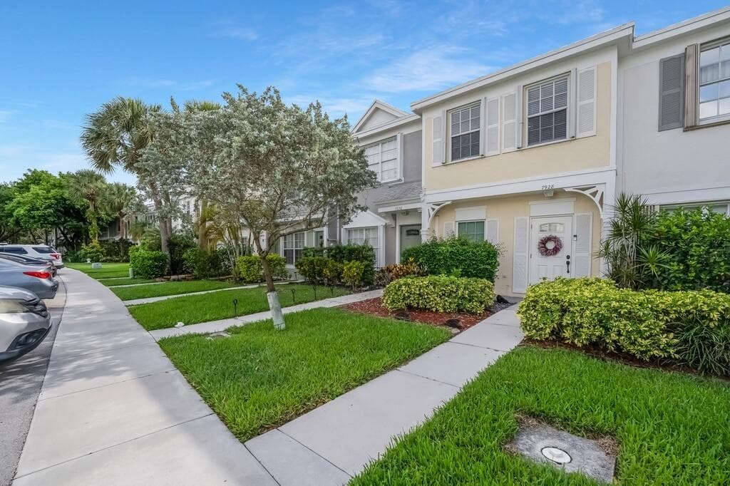 7928 Sanibel Drive, Tamarac, FL 33321 — photo 45 of 46