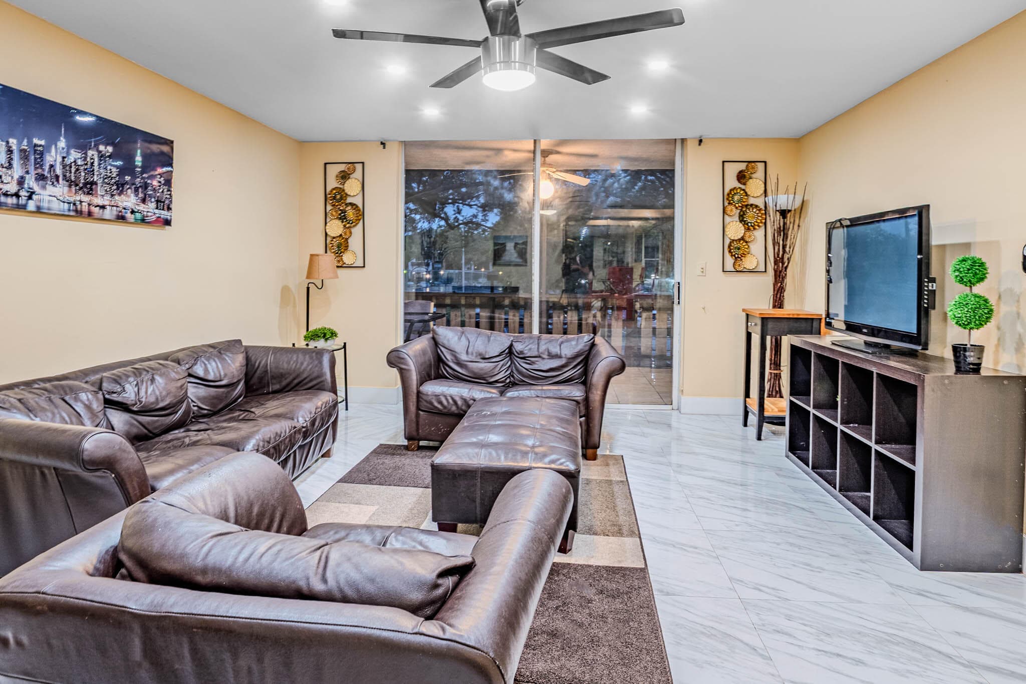 3710 Inverrary Drive 2s, Lauderhill, FL 33319 — photo 8 of 21