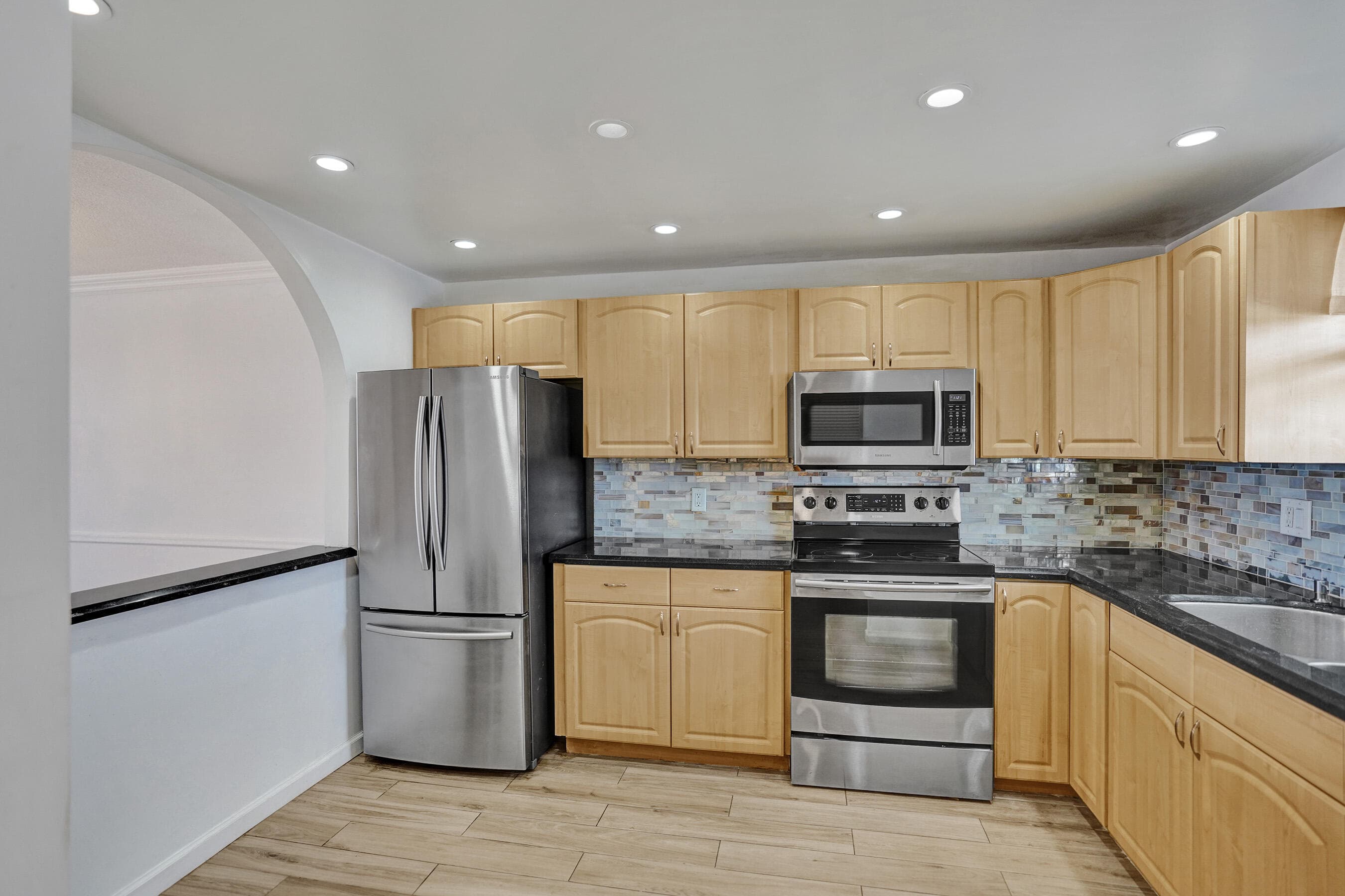 3051 NE 48th Street 702, Fort Lauderdale, FL 33308 — photo 9 of 65