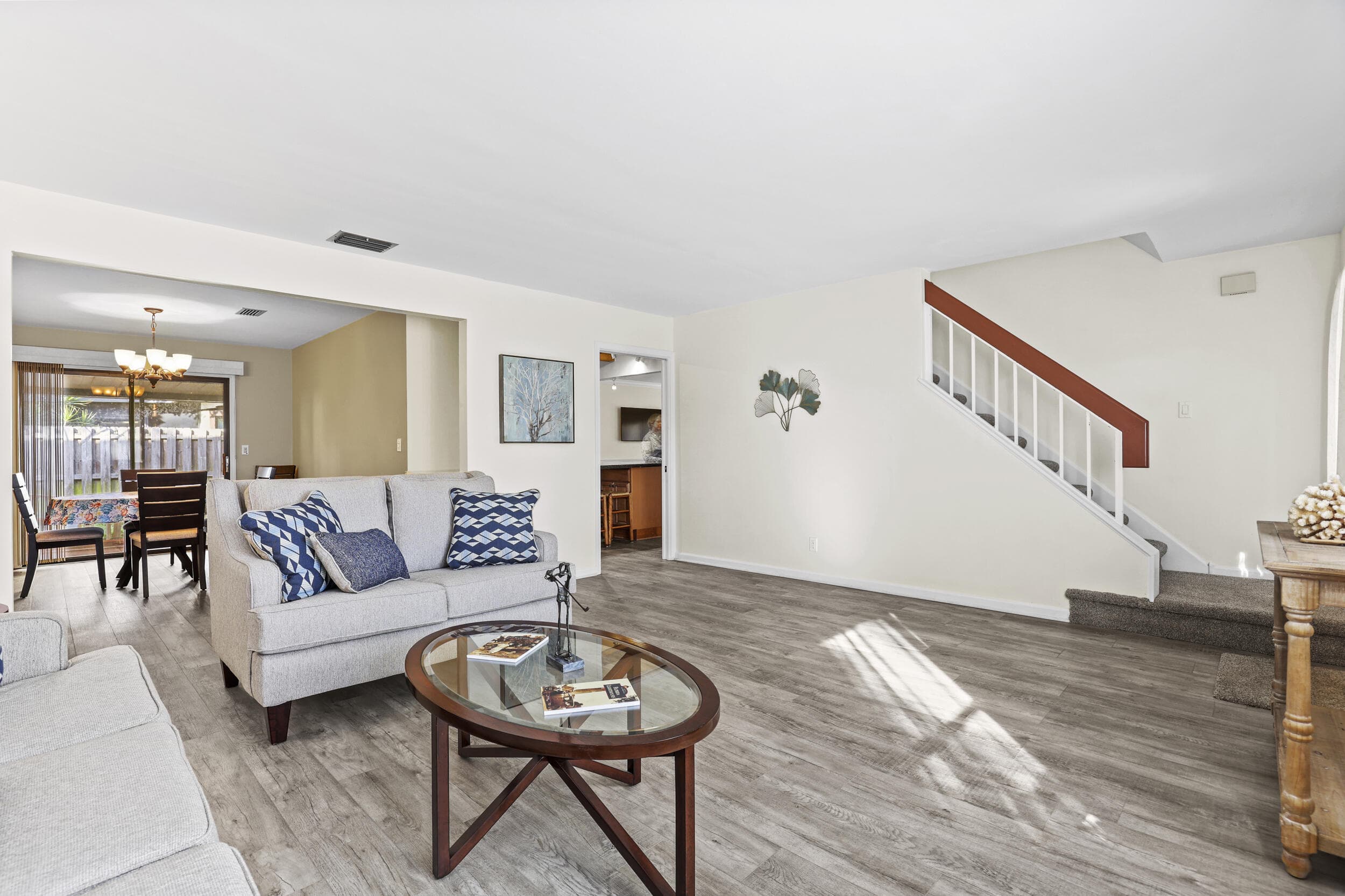 1089 Raintree Drive, Palm Beach Gardens, FL 33410 — photo 6 of 38
