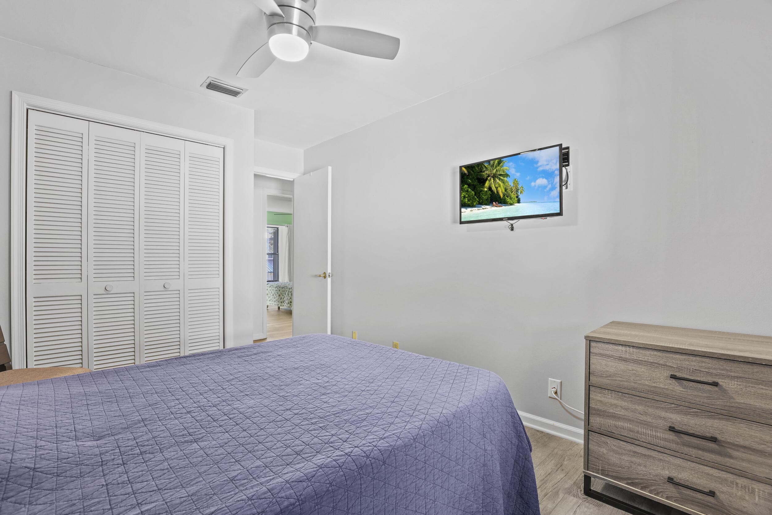 1089 Raintree Drive, Palm Beach Gardens, FL 33410 — photo 25 of 38