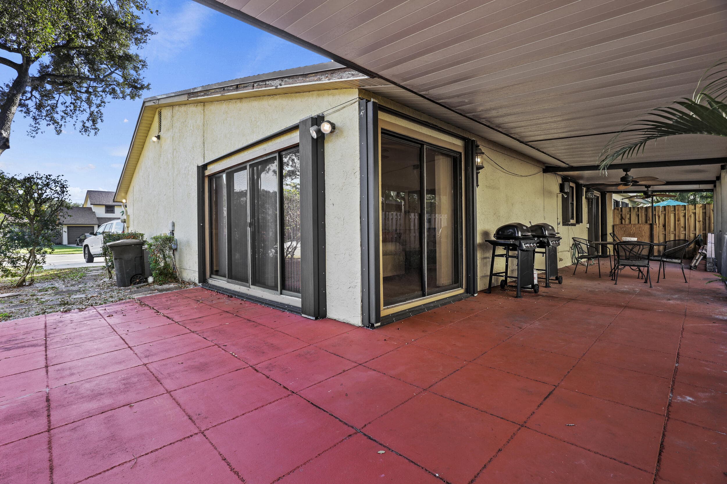 1089 Raintree Drive, Palm Beach Gardens, FL 33410 — photo 28 of 38