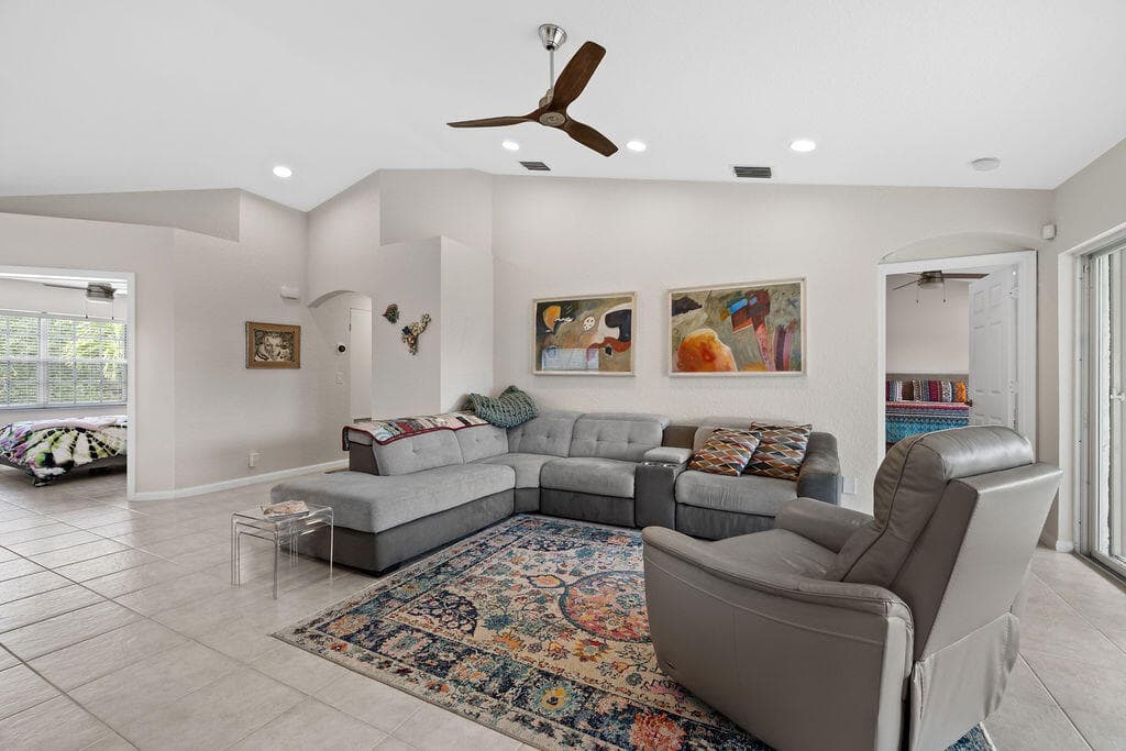 8050 Aberdeen Drive 202, Boynton Beach, FL 33472 — photo 14 of 99