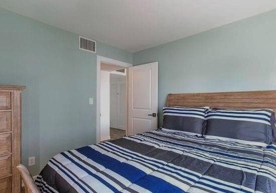 720 Bayshore Drive 403, Fort Lauderdale, FL 33304 — photo 11 of 15