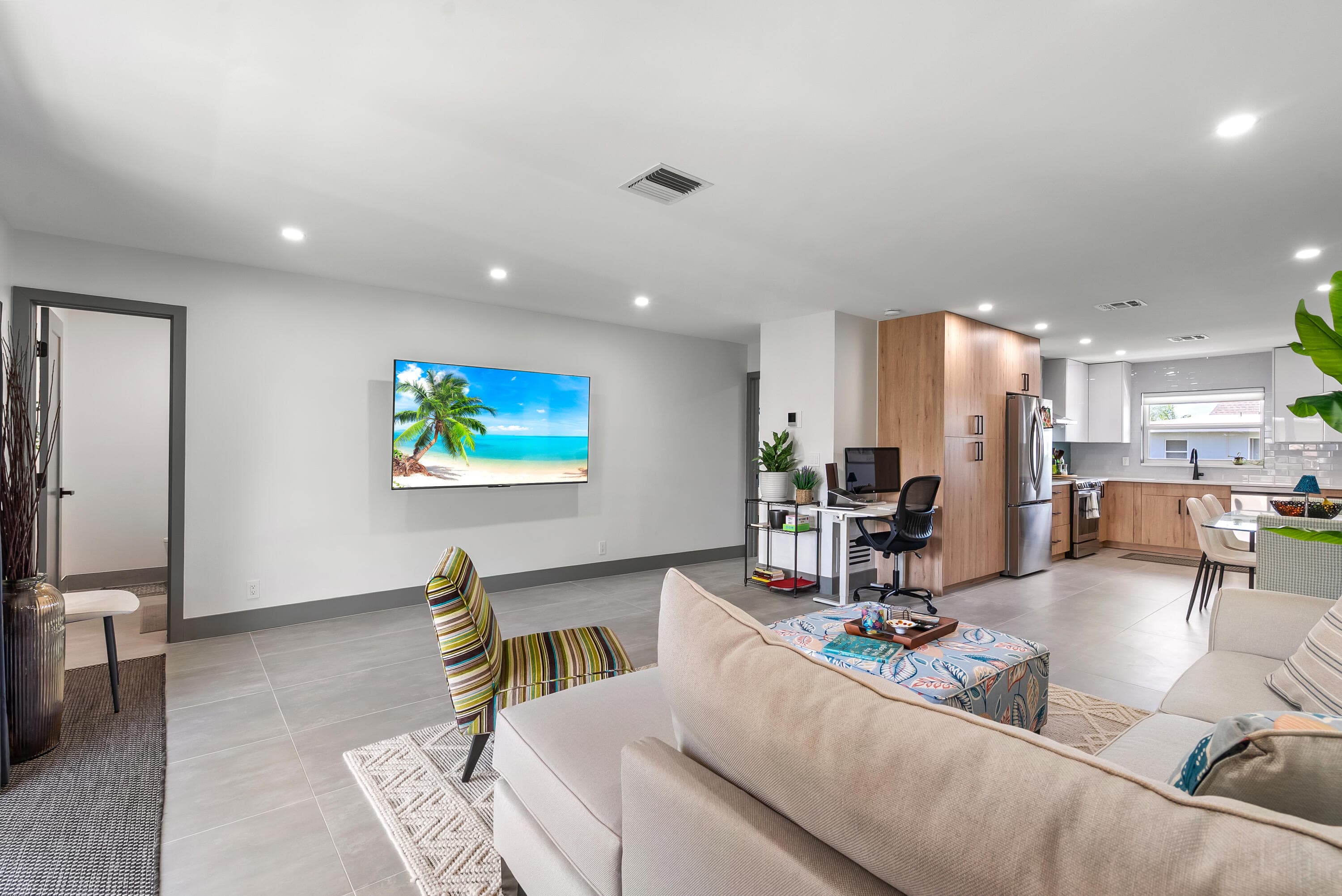 2017 S Seacrest Boulevard C, Boynton Beach, FL 33435 — photo 11 of 27