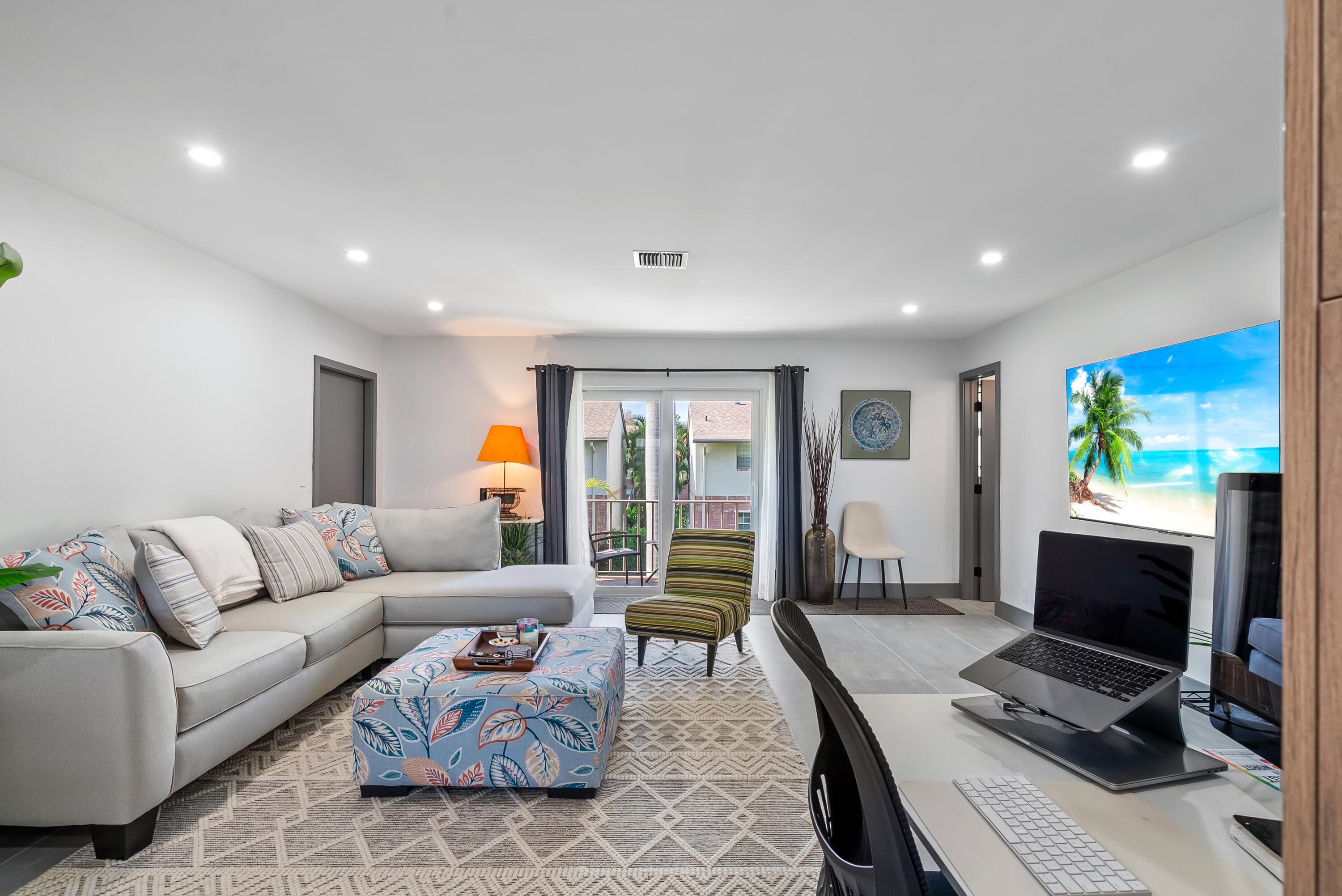 2017 S Seacrest Boulevard C, Boynton Beach, FL 33435 — photo 9 of 27