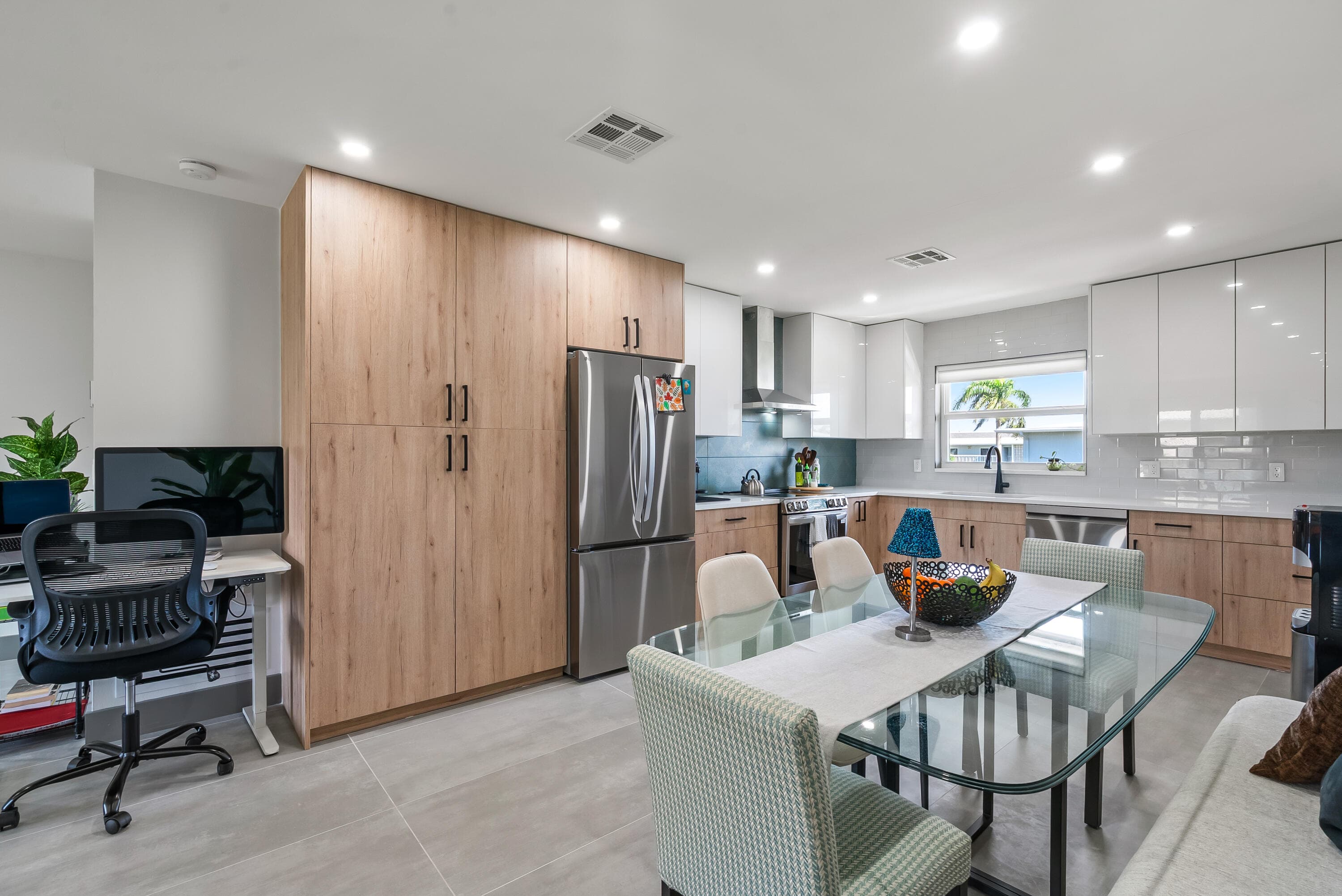 2017 S Seacrest Boulevard C, Boynton Beach, FL 33435 — photo 5 of 27