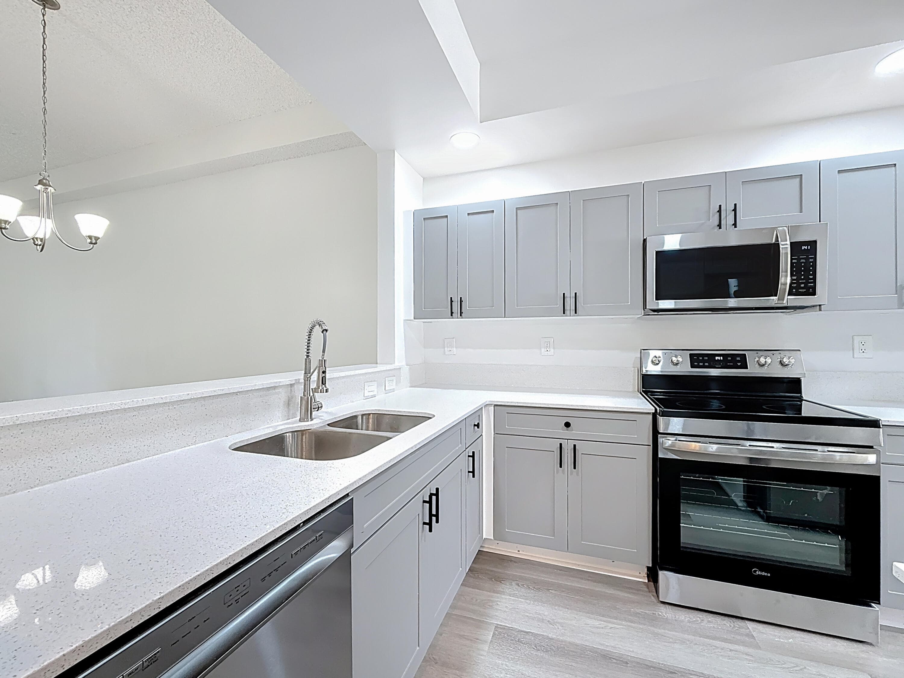 3180 N Haverhill Road 102, West Palm Beach, FL 33417 — photo 4 of 11