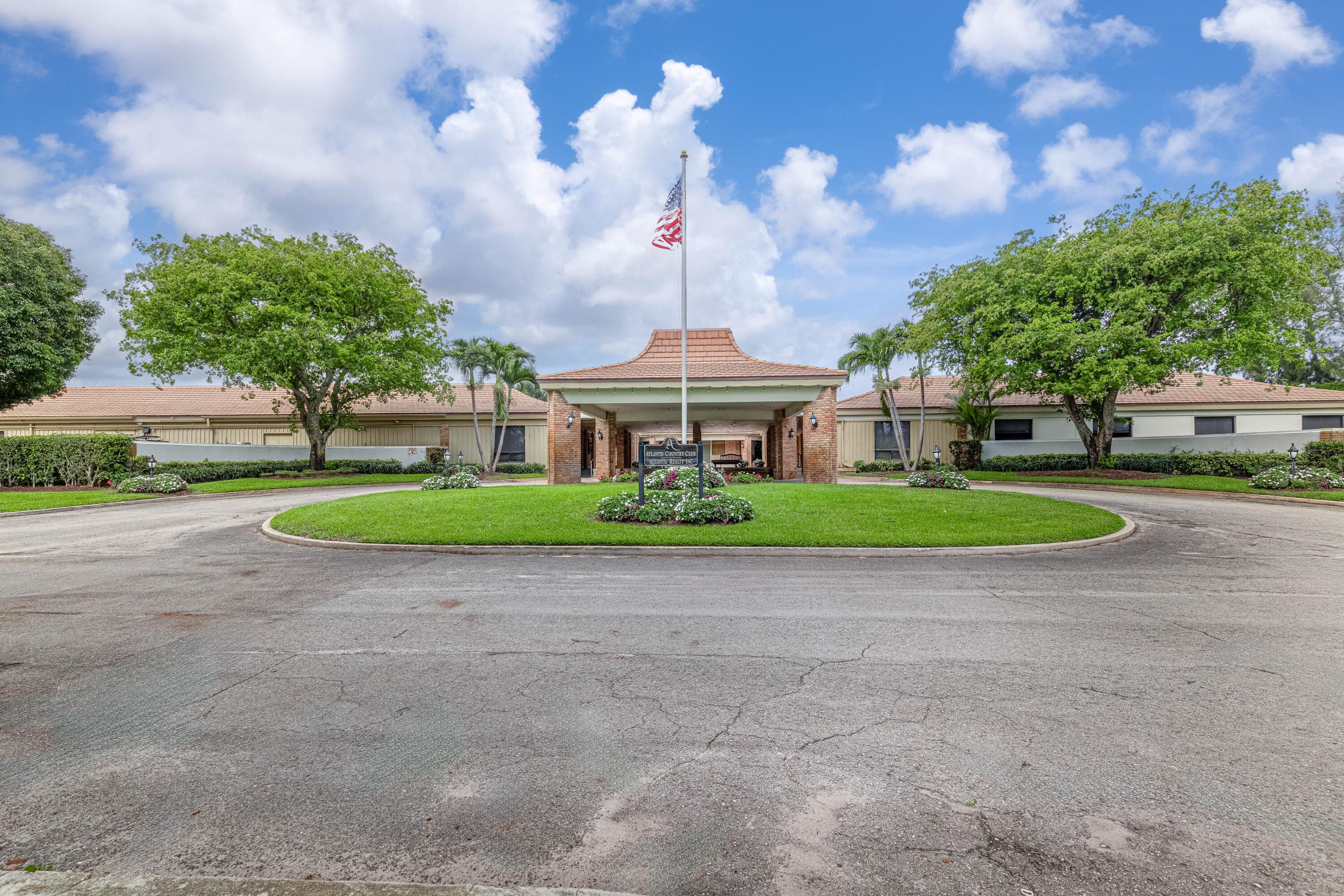 169 Atlantis Boulevard 205, Atlantis, FL 33462 — photo 36 of 45