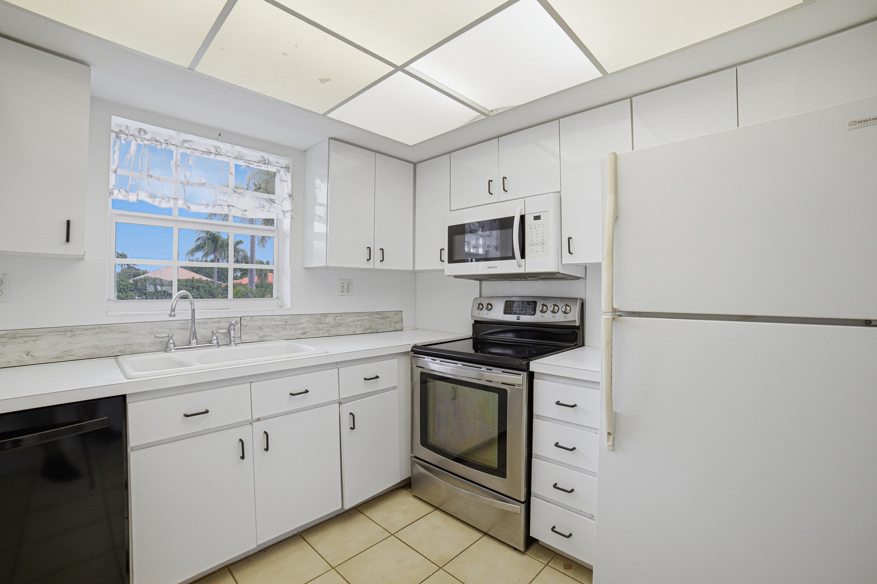 169 Atlantis Boulevard 205, Atlantis, FL 33462 — photo 12 of 45