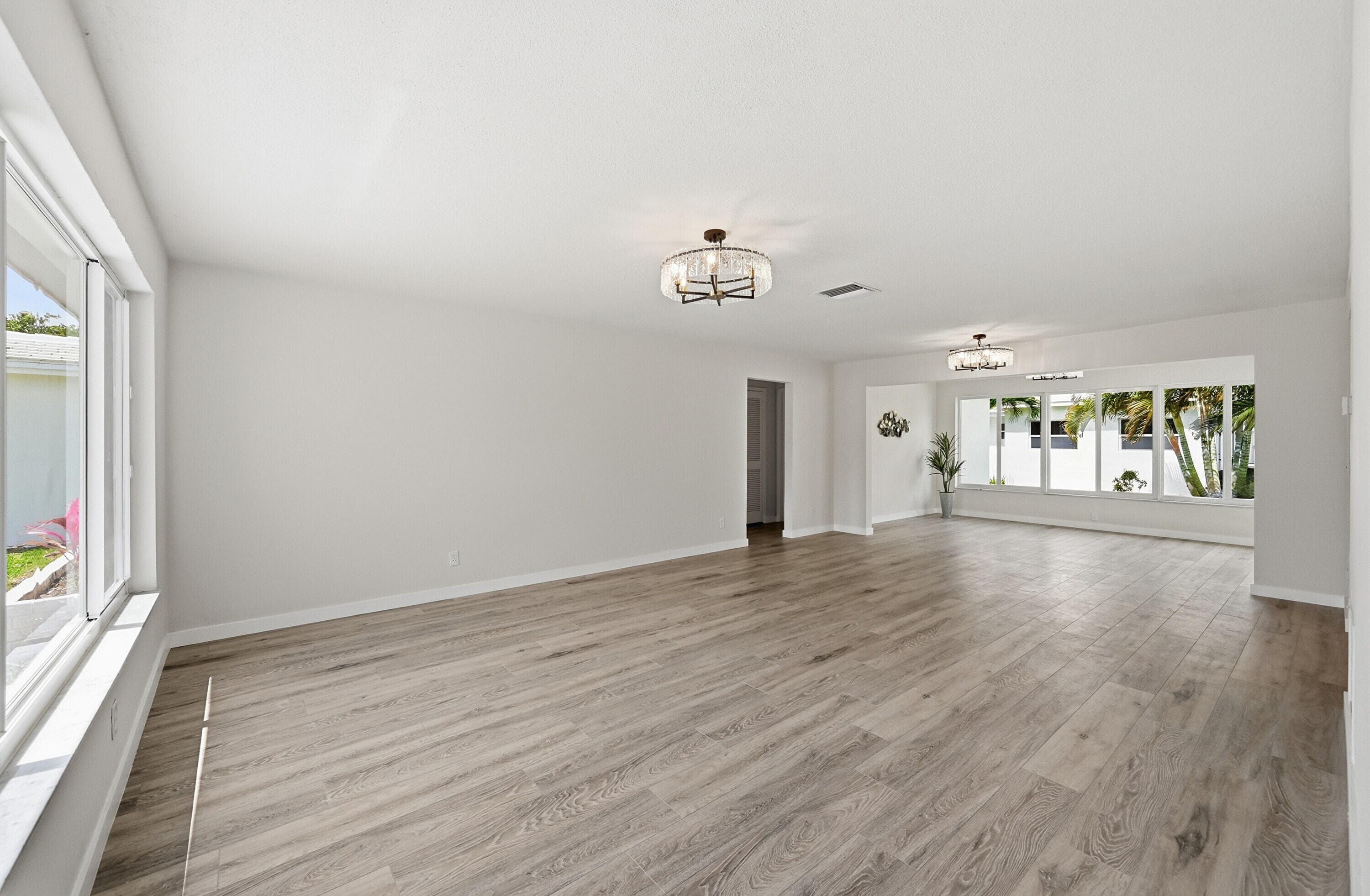 2631 W Golf Boulevard, Pompano Beach, FL 33064 — photo 5 of 39