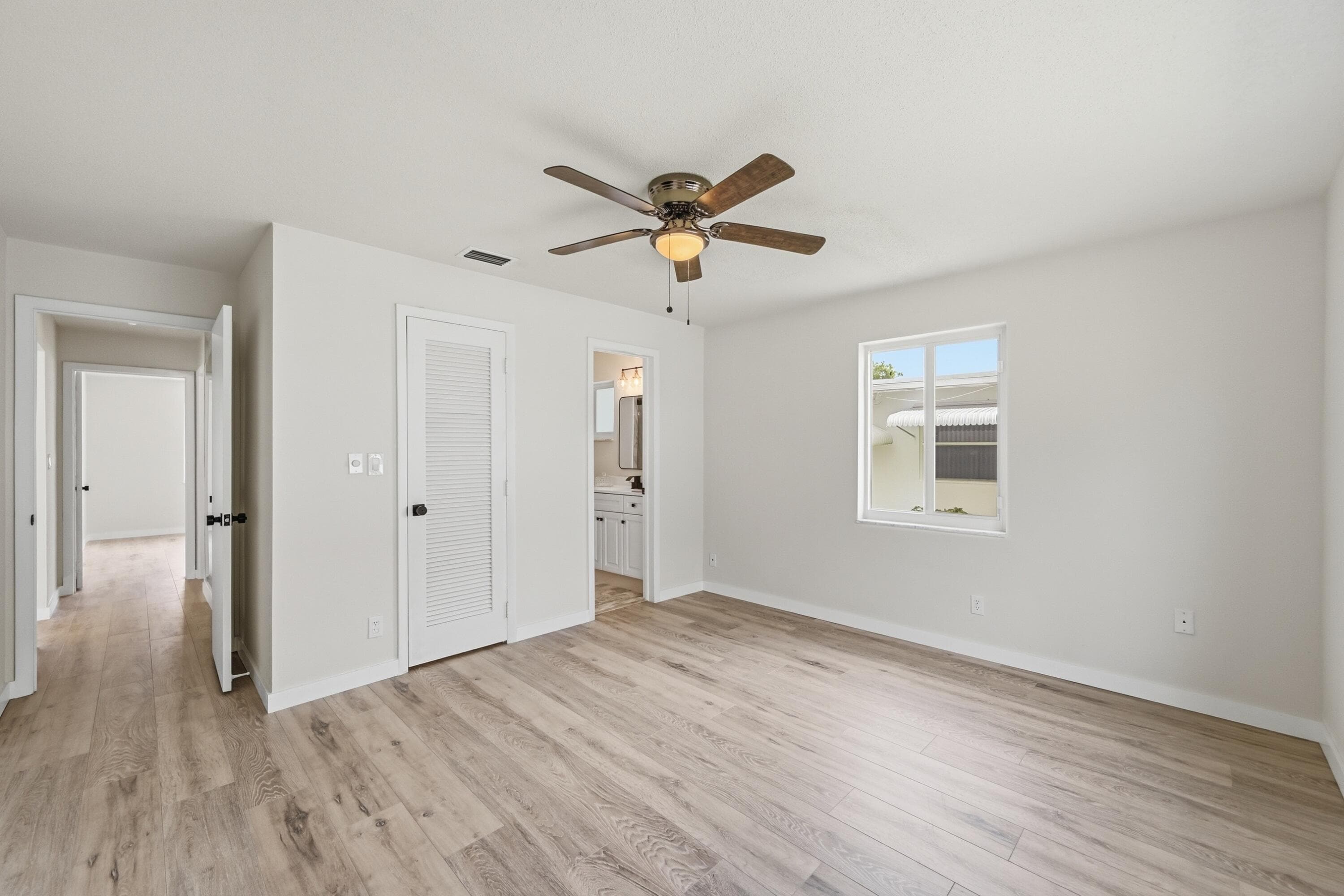 2631 W Golf Boulevard, Pompano Beach, FL 33064 — photo 17 of 39