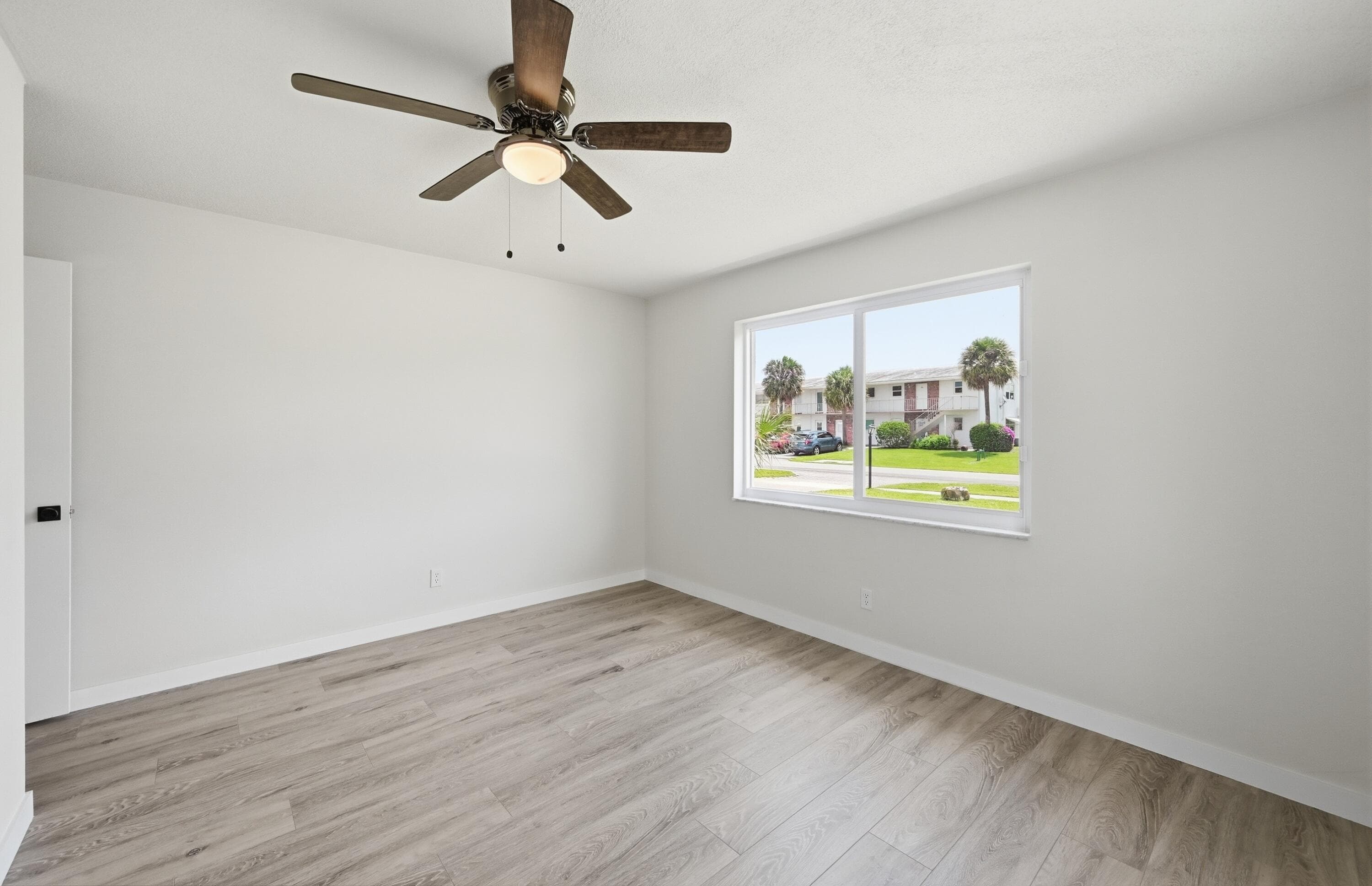 2631 W Golf Boulevard, Pompano Beach, FL 33064 — photo 25 of 39