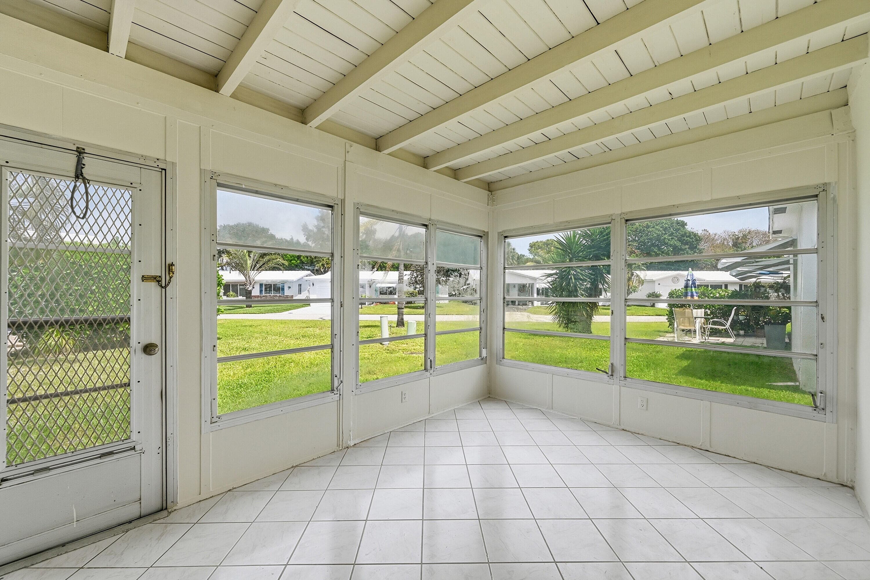 2631 W Golf Boulevard, Pompano Beach, FL 33064 — photo 27 of 39